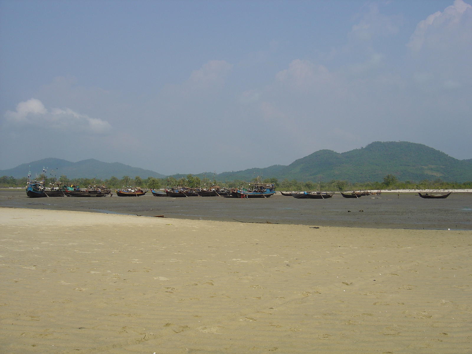 照片 缅甸(Myanmar) 茂马干北部(Maungmagan North) 2005-01 34