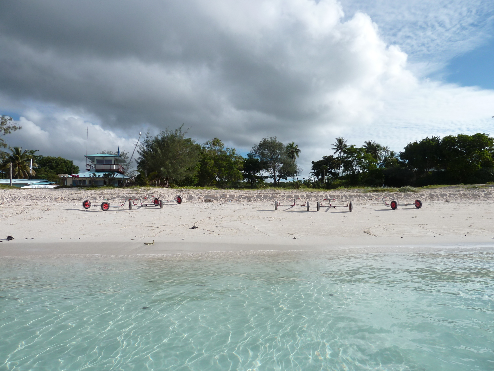 照片 新喀里多尼亚(New Caledonia) 利富岛(Lifou) 夏多布里昂湾(Chateaubriand Bay) 2010-05 10
