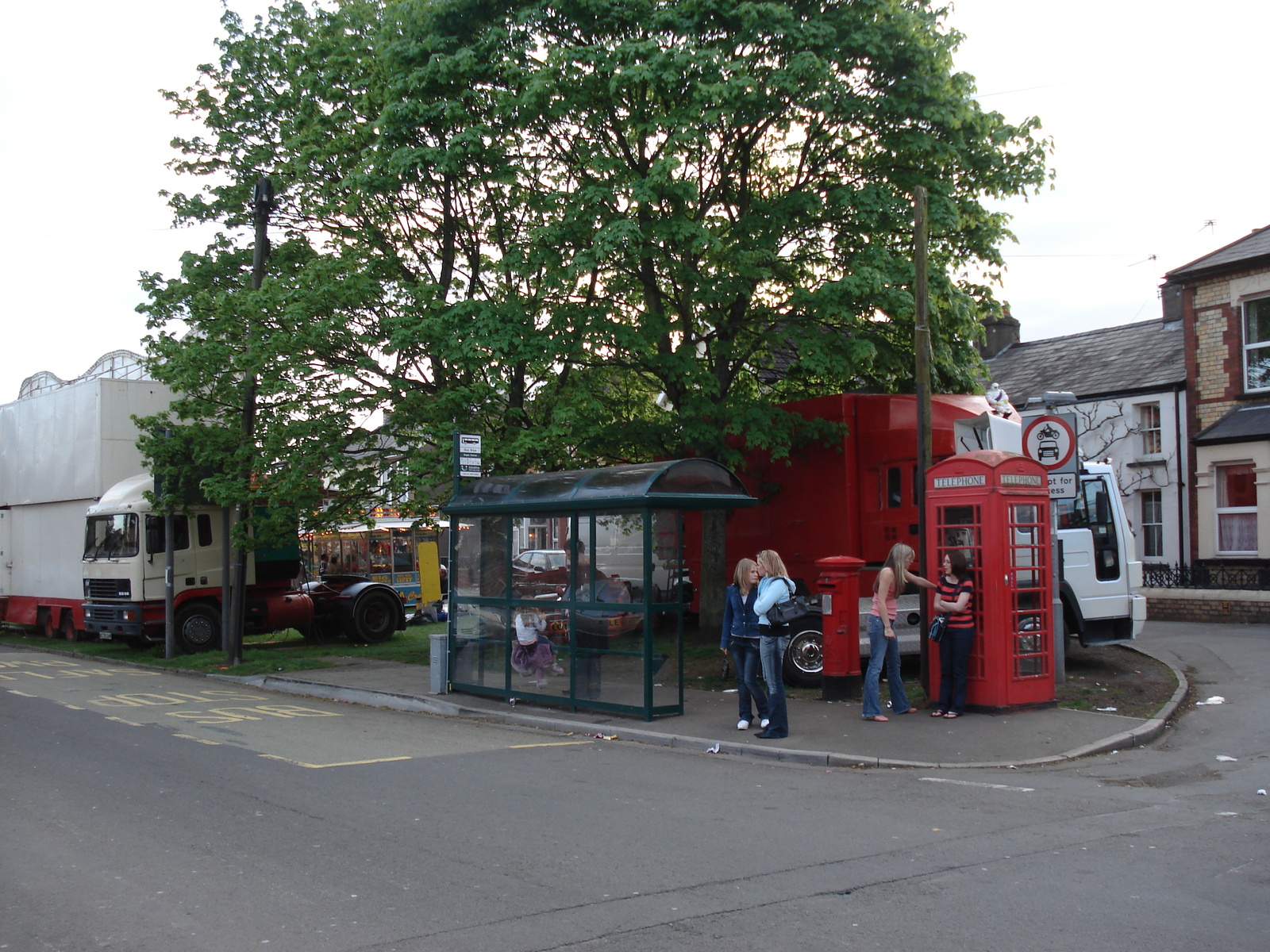 照片 英国(United Kingdom) 卡利恩(Caerleon) 2006-05 7