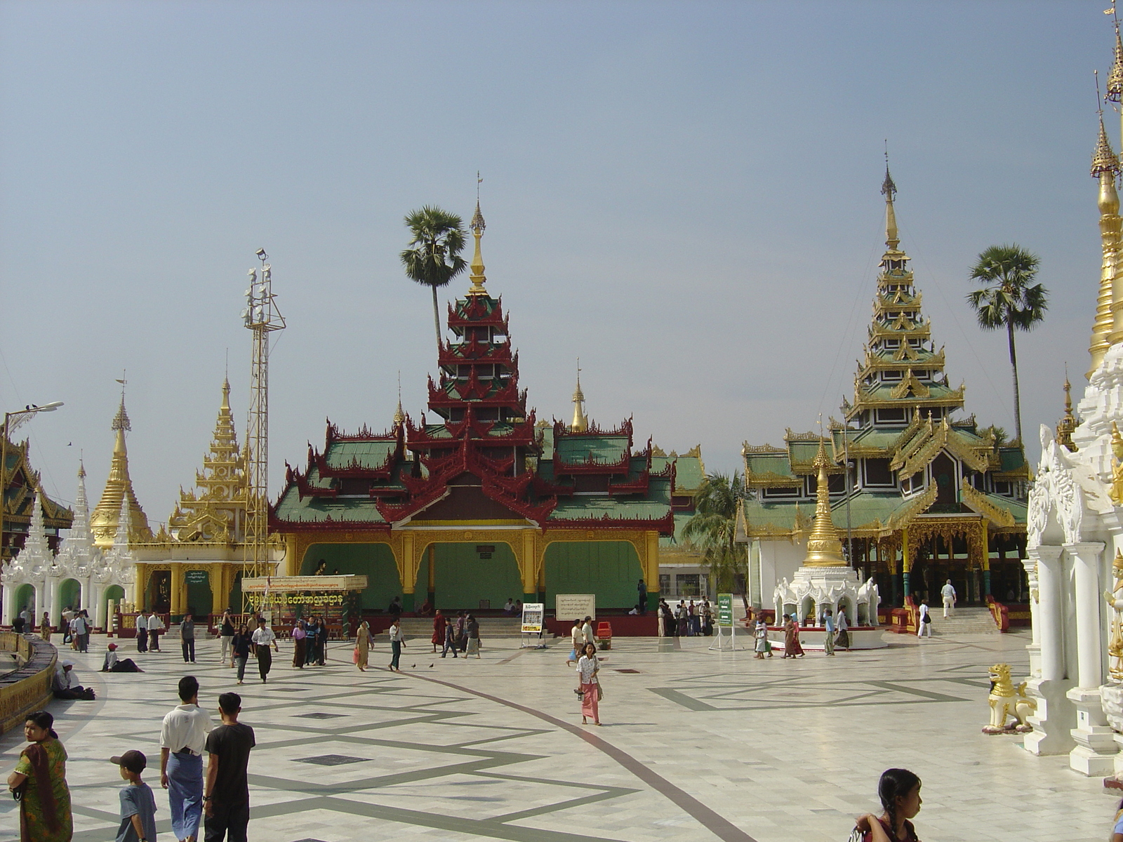 照片 缅甸(Myanmar) 仰光(Yangon) 仰光大金塔(Shwedagon Pagoda) 2005-01 39