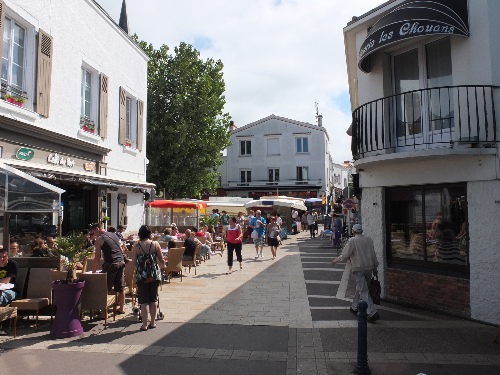 照片 法国(France) 圣吉勒-克鲁瓦德维(Saint Gilles Croix de Vie) 2012-07 25