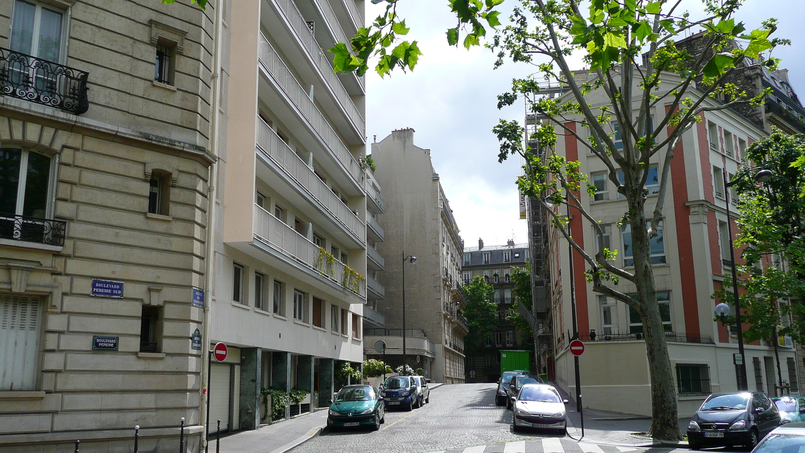 照片 法国(France) 巴黎(Paris) 第十七区(17th Arrondissement) 佩雷尔大道(Boulevard Pereire) 2007-05 5