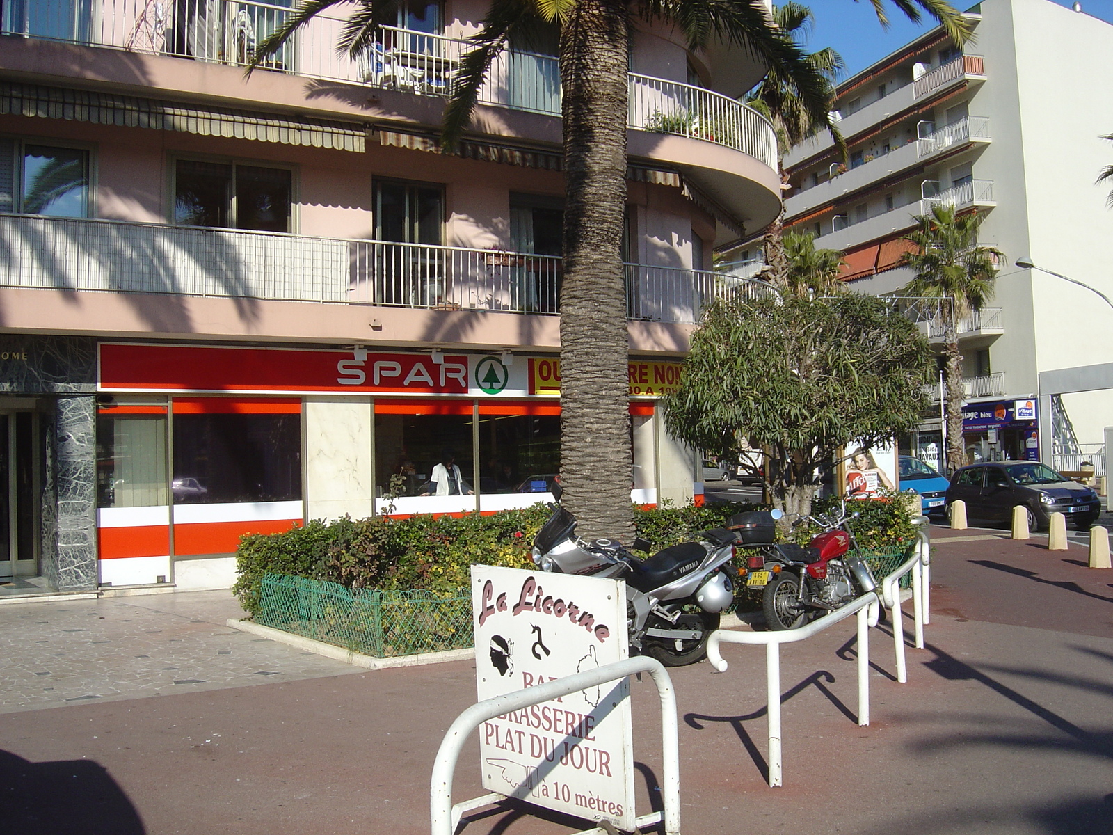 照片 法国(France) 滨海卡涅(Cagnes sur Mer) 2006-01 101