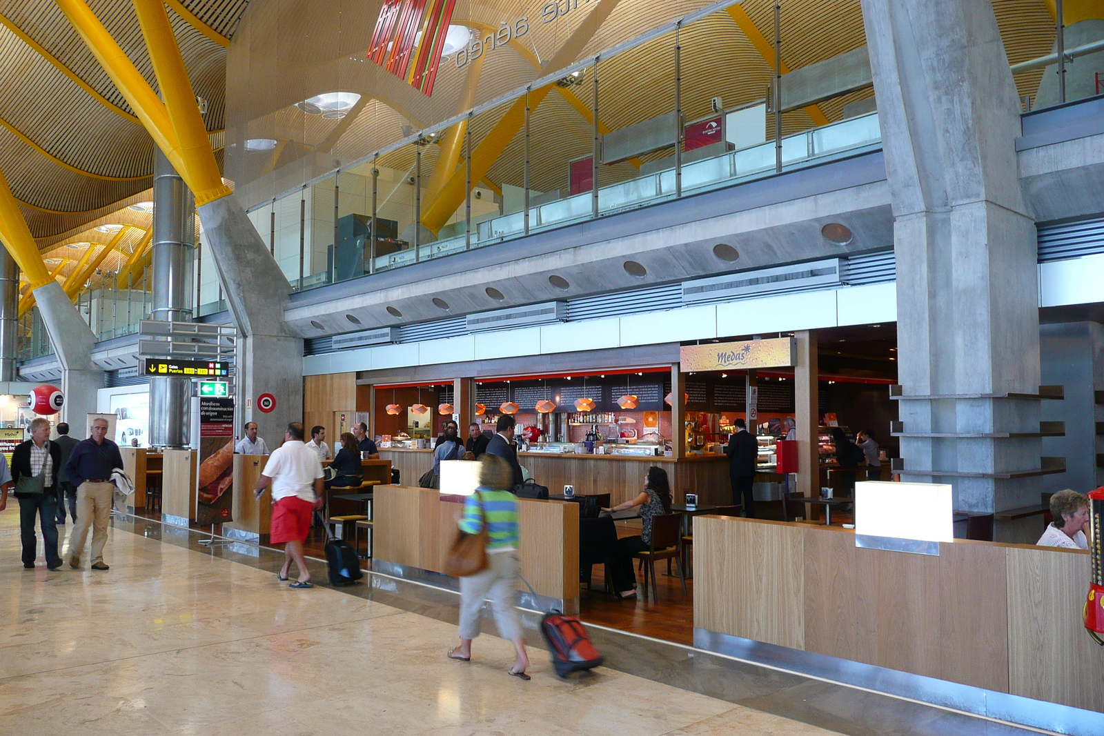 照片 西班牙(Spain) 马德里(Madrid) 巴拉哈斯机场(Barajas Airport) 2007-09 50
