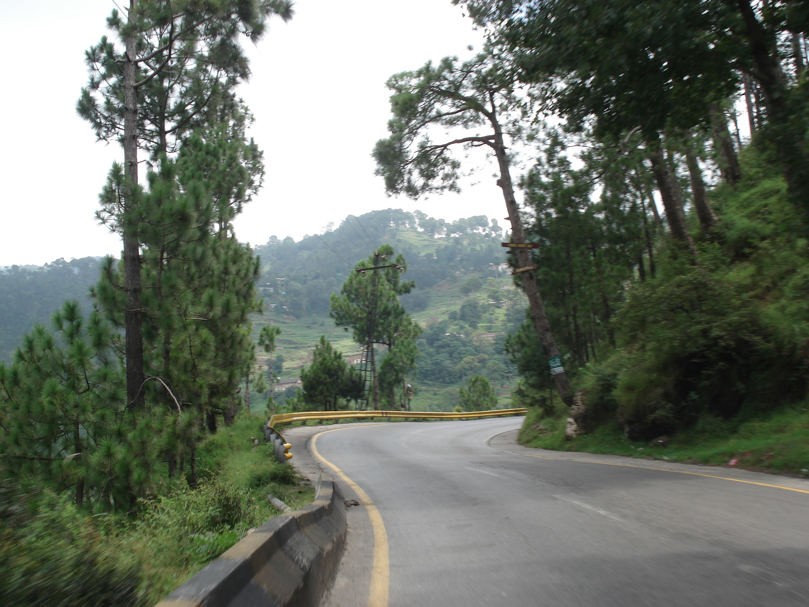 照片 巴基斯坦(Pakistan) 伊斯兰堡至穆里公路(Islamabad to Murree road) 2006-08 2