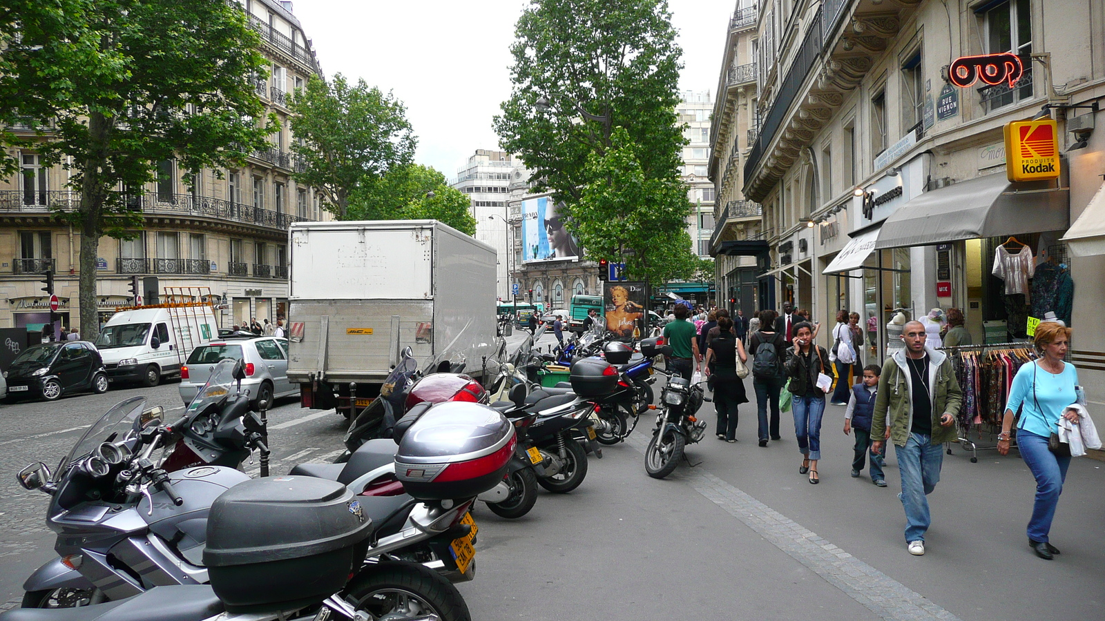 照片 法国(France) 巴黎(Paris) 第八区(8th Arrondissement) 特龙谢街(Rue Tronchet) 2007-05 4