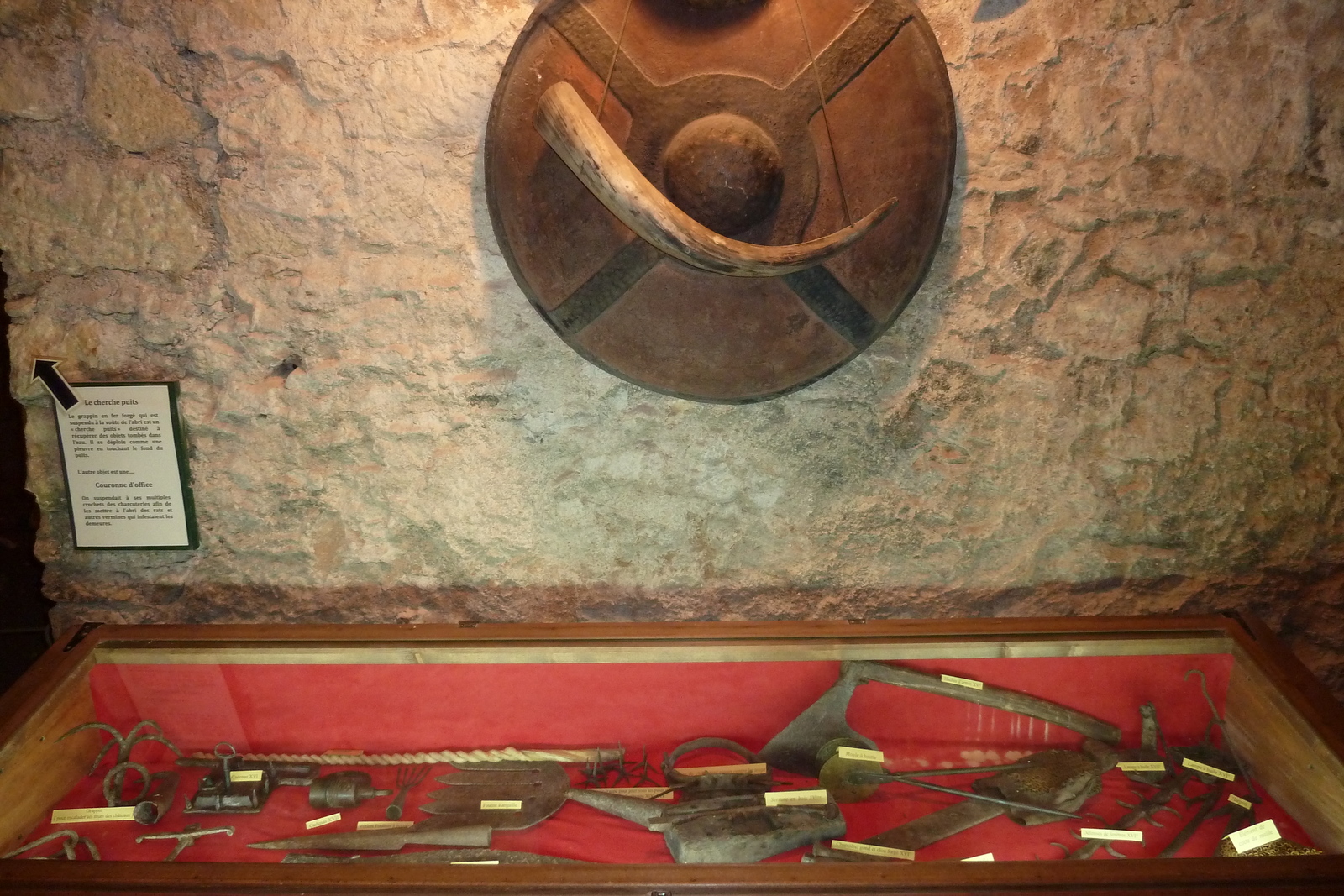 照片 法国(France) 雷尼亚克堡垒屋(Maison Forte de Reignac) 2010-08 86