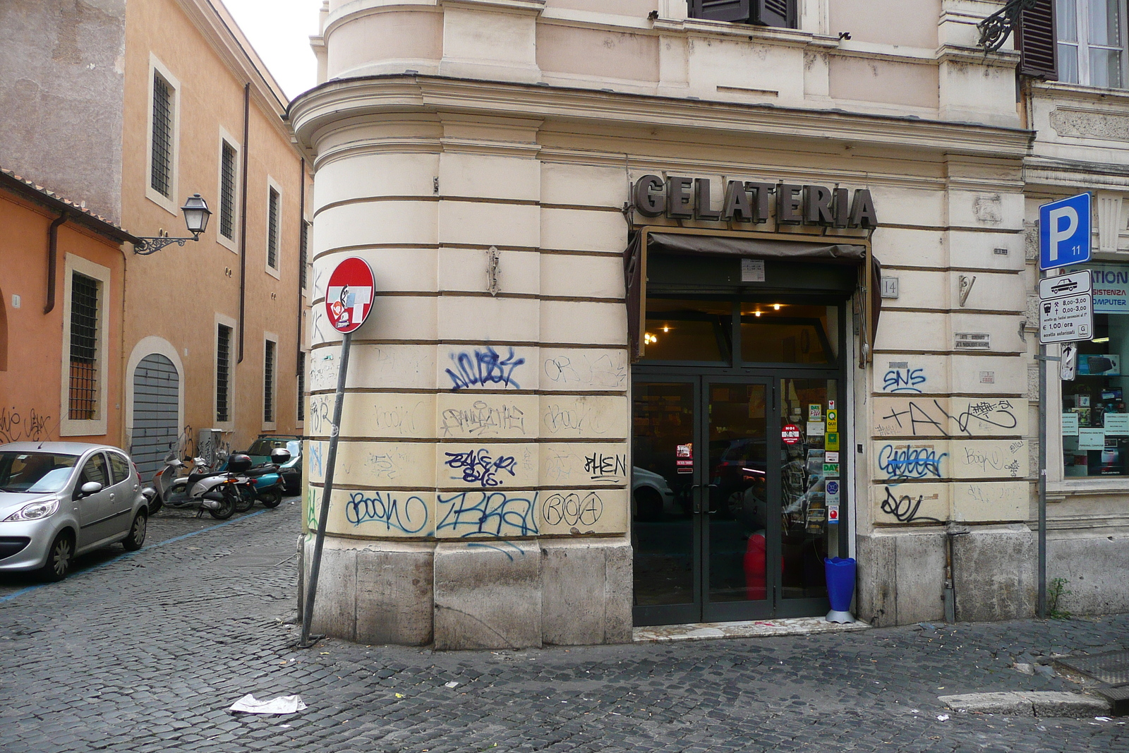 照片 意大利(Italy) 罗马(Rome) 伦加拉街(Via della Lungara) 2007-11 4