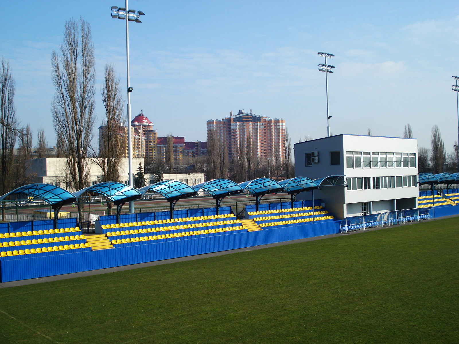 照片 乌克兰(Ukraine) 基辅(Kiev) 体育广场(Sportyvna) 2007-03 2