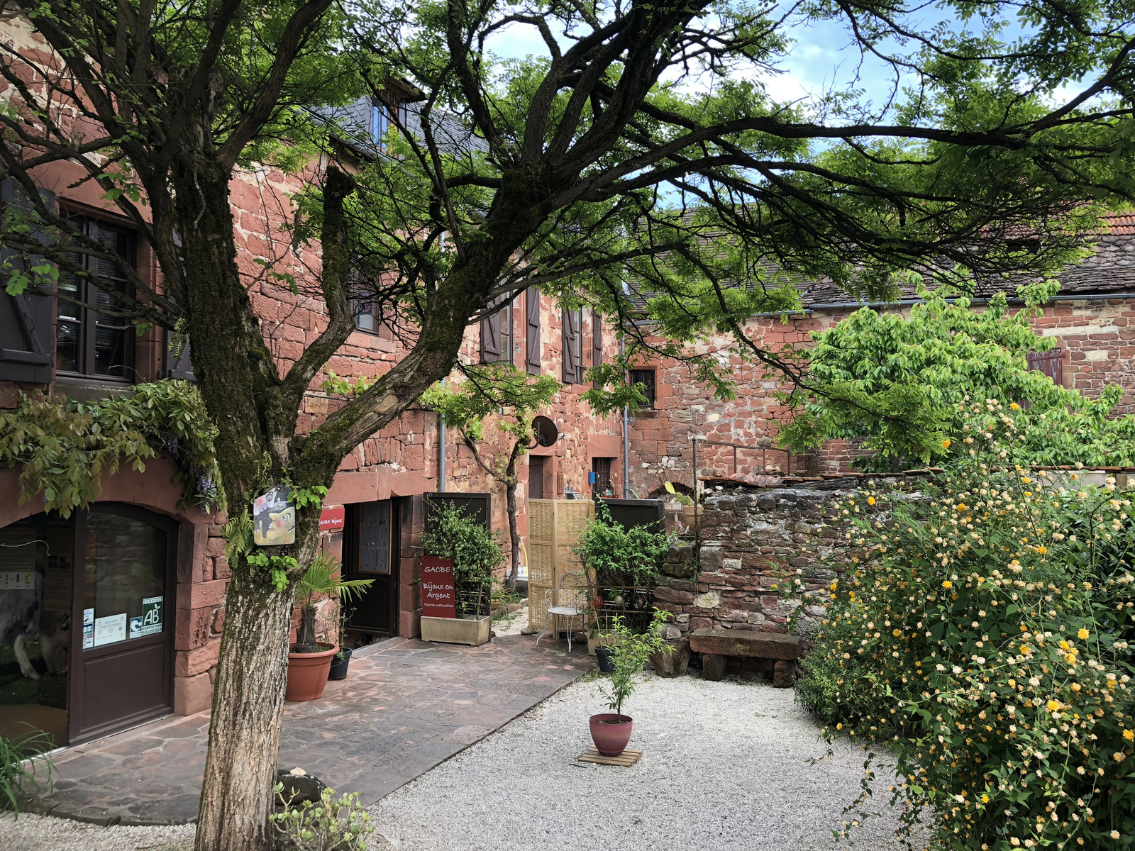 照片 法国(France) 科隆日拉鲁日(Collonges la Rouge) 2018-04 62