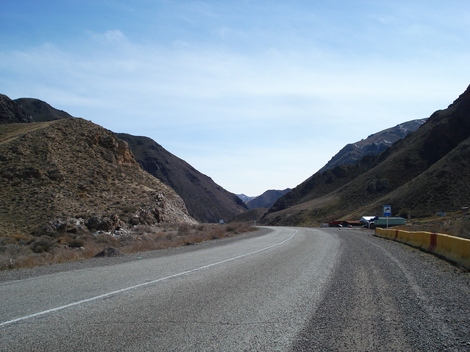 照片 哈萨克斯坦(Kazakhstan) 阿拉木图至恰伦峡谷公路(Almaty to Charyn Canyon road) 2007-03 108