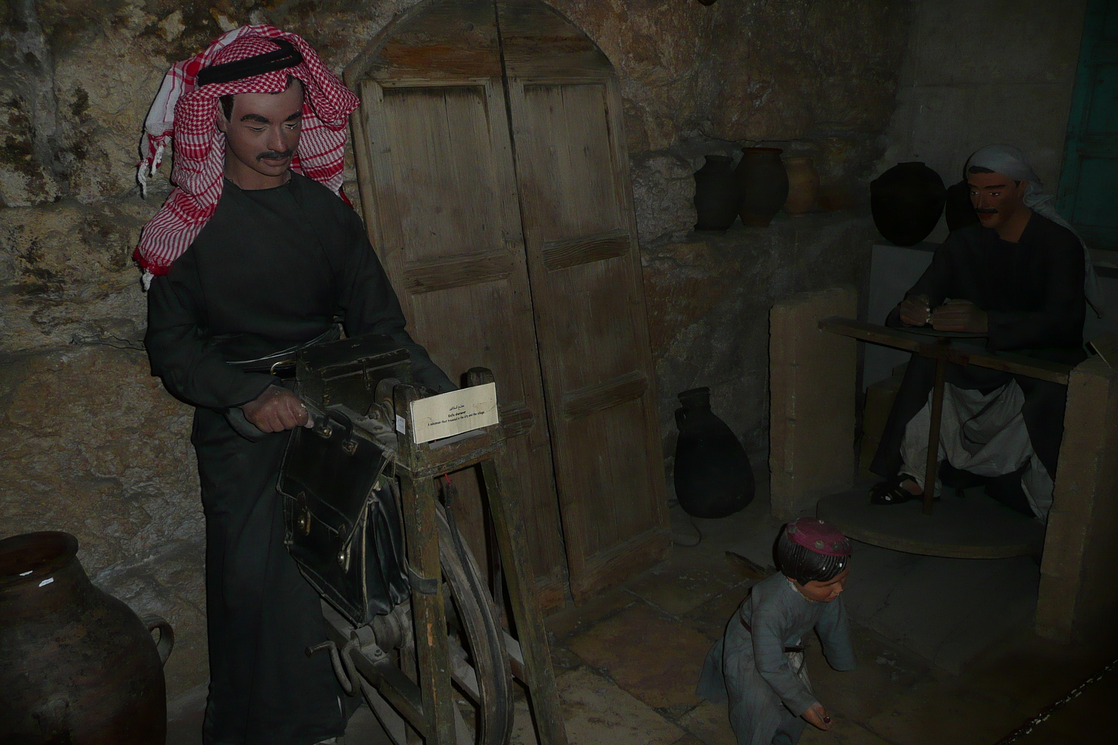 照片 约旦(Jordan) 安曼(Amman) 罗马剧场(Roman Theater) 民俗博物馆(Folklore Museum) 2007-12 0