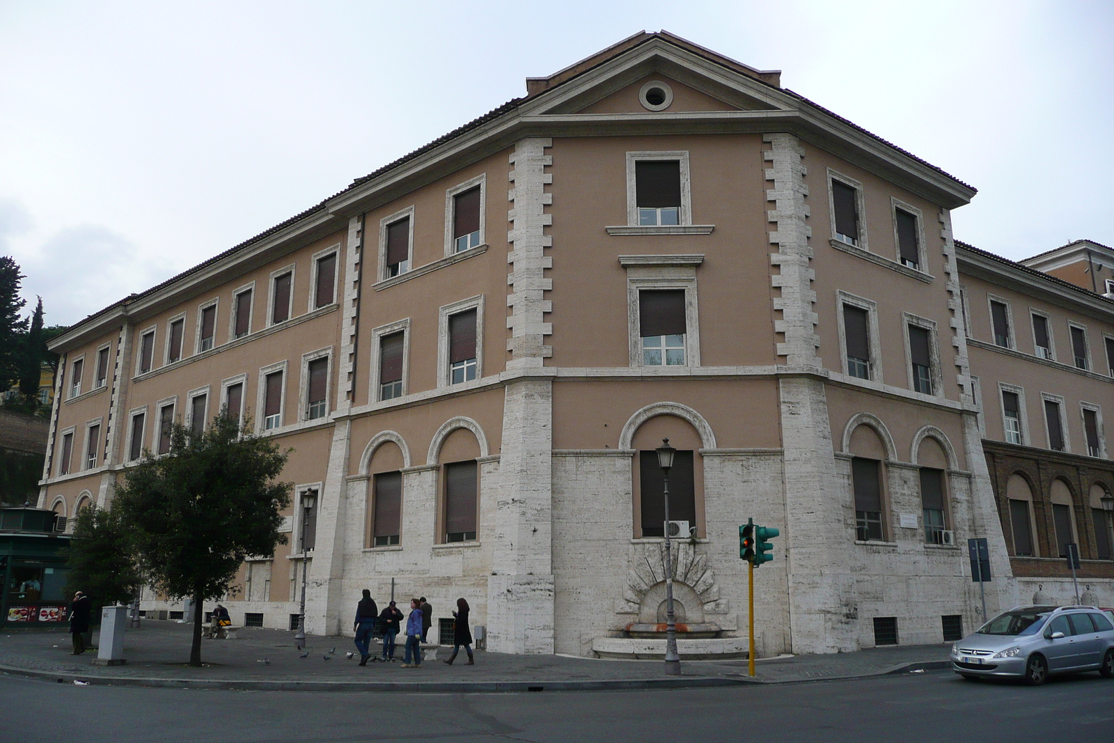 照片 意大利(Italy) 罗马(Rome) 萨西亚台伯河滨路(Lungotevere in Sassia) 2007-11 0