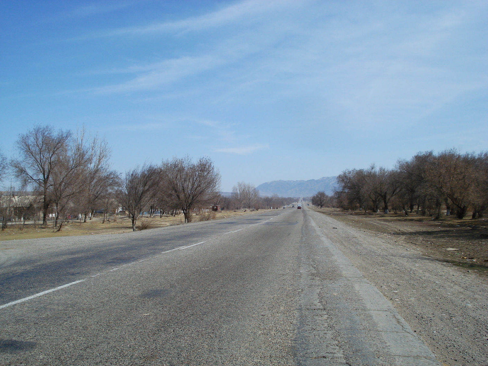 照片 哈萨克斯坦(Kazakhstan) 阿拉木图至恰伦峡谷公路(Almaty to Charyn Canyon road) 2007-03 107