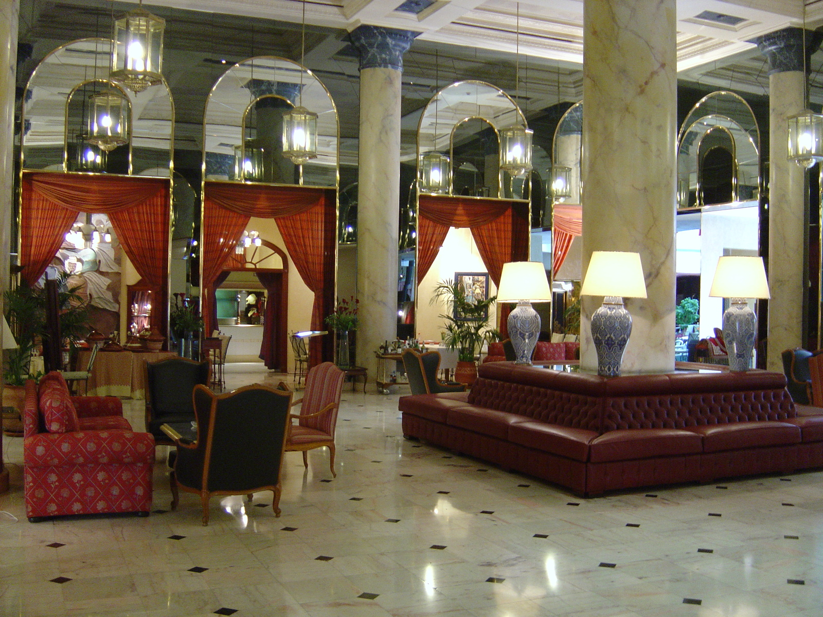 照片 摩洛哥(Morocco) 卡萨布兰卡(Casablanca) 皇家曼苏尔艾美酒店(Royal Mansour Meridien) 2004-09 2