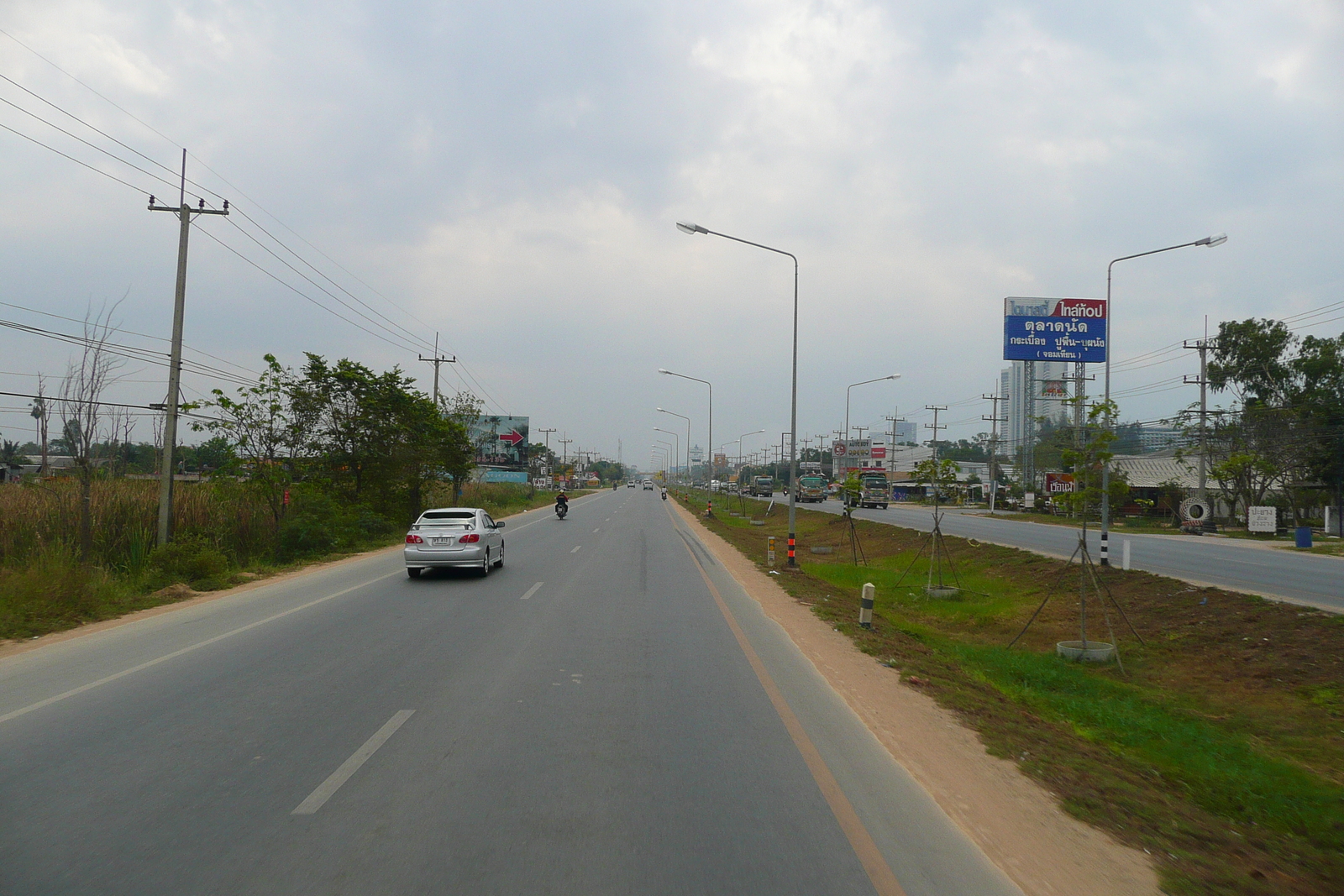 照片 泰国(Thailand) 春武里(Chonburi) 素坤逸路(Sukhumvit road) 2008-01 106