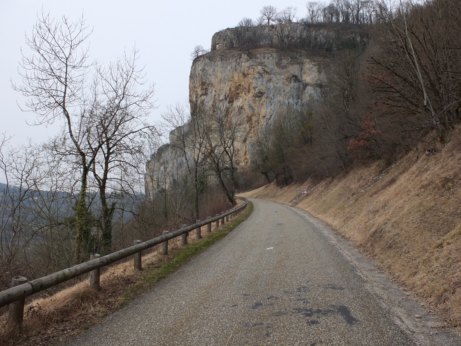 照片 法国(France) 博姆莱梅西厄(Baume les Messieurs) 2012-02 39
