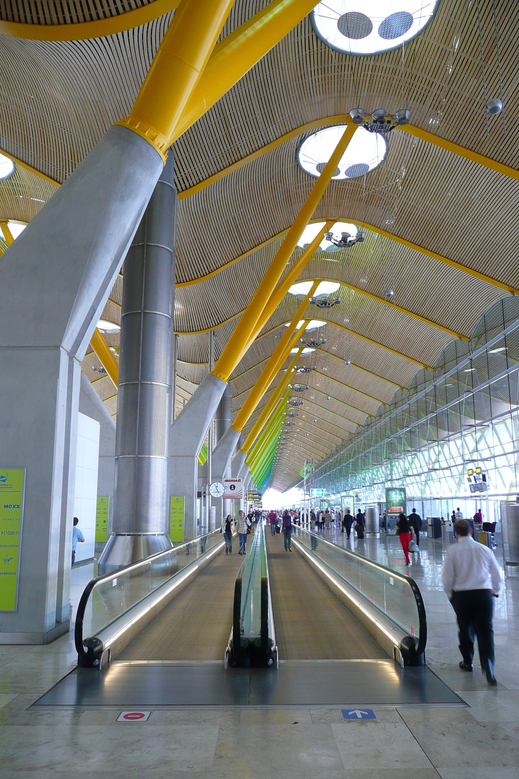照片 西班牙(Spain) 马德里(Madrid) 巴拉哈斯机场(Barajas Airport) 2007-09 53