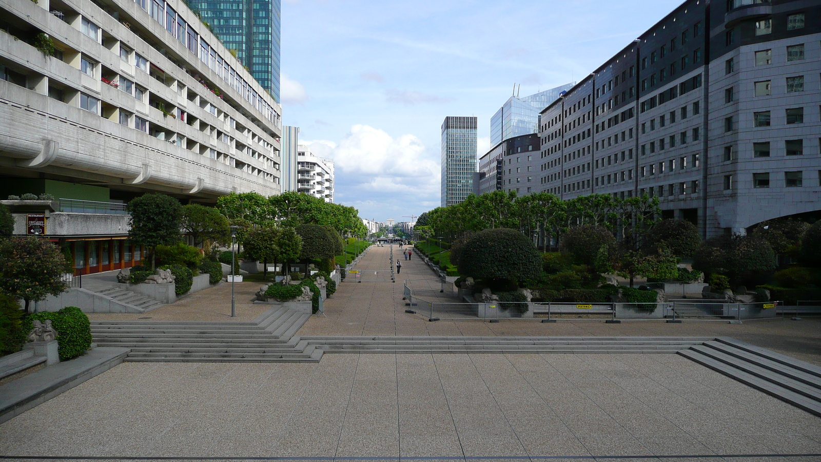 照片 法国(France) 巴黎(Paris) 拉德芳斯(La Defense) 2007-05 190