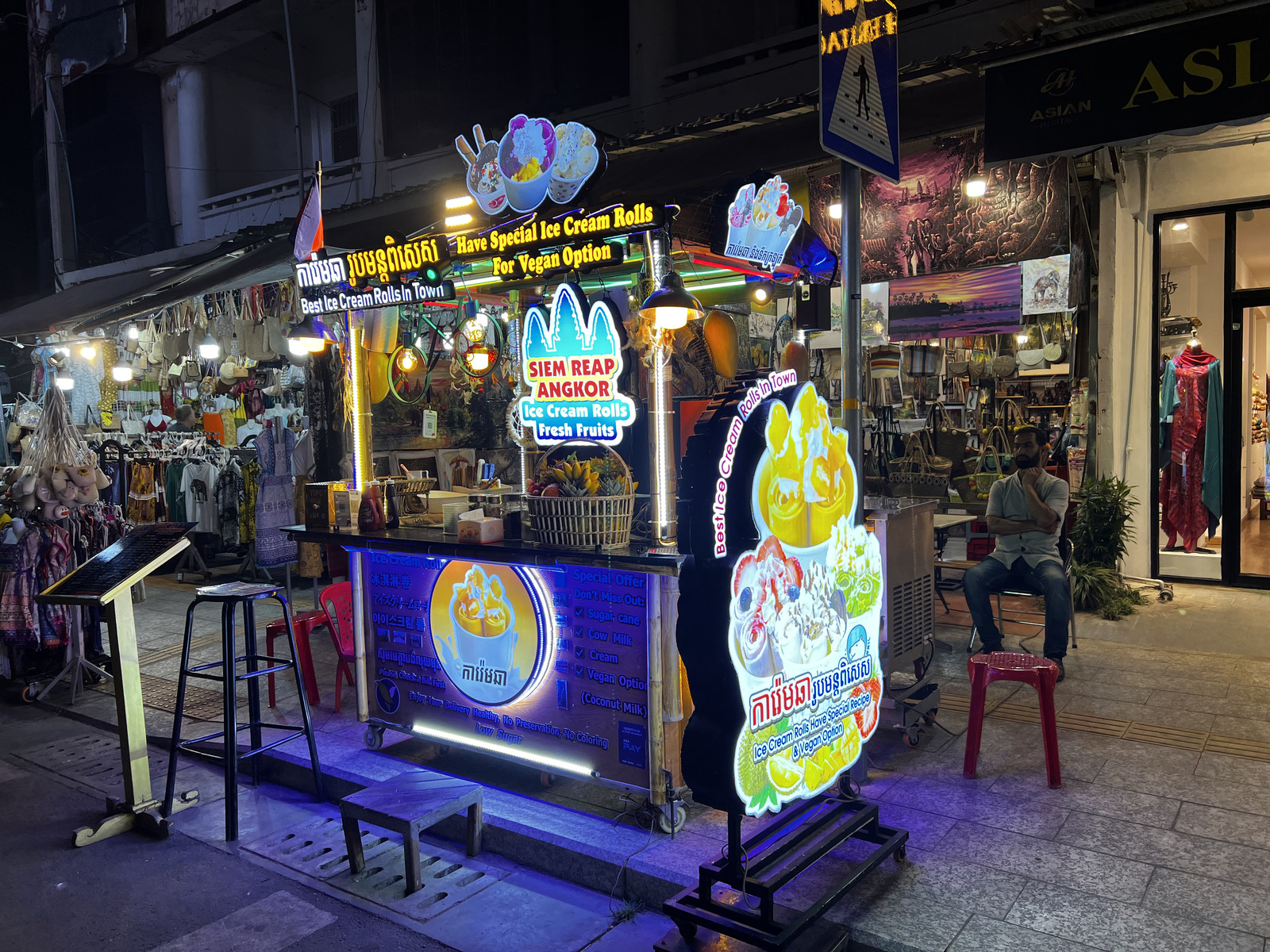照片 柬埔寨(Cambodia) 暹粒(Siem Reap) 酒吧街(Pub Street) 2023-01 64