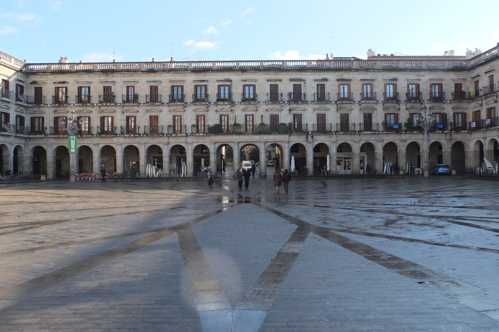 照片 西班牙(Spain) 维多利亚-加斯特伊斯(Vitoria Gasteiz) 2013-01 40