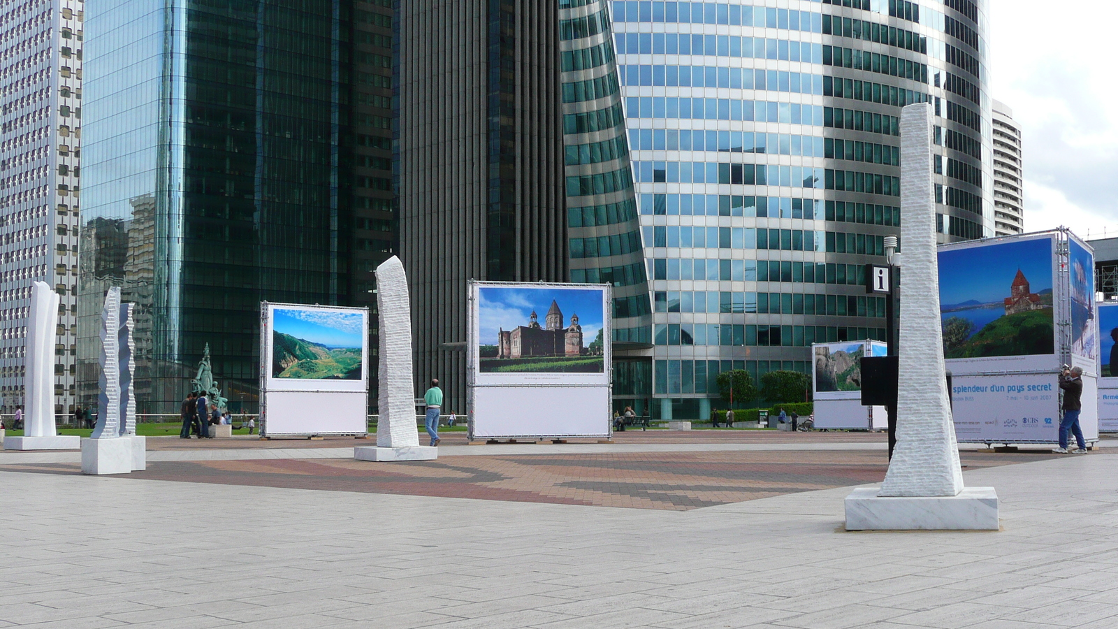 照片 法国(France) 巴黎(Paris) 拉德芳斯(La Defense) 2007-05 252