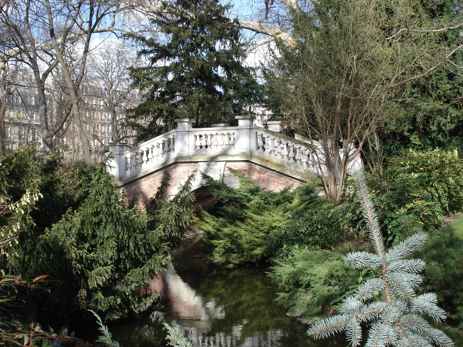 照片 法国(France) 巴黎(Paris) 第八区(8th Arrondissement) 蒙索公园(Monceau Garden) 2006-03 37