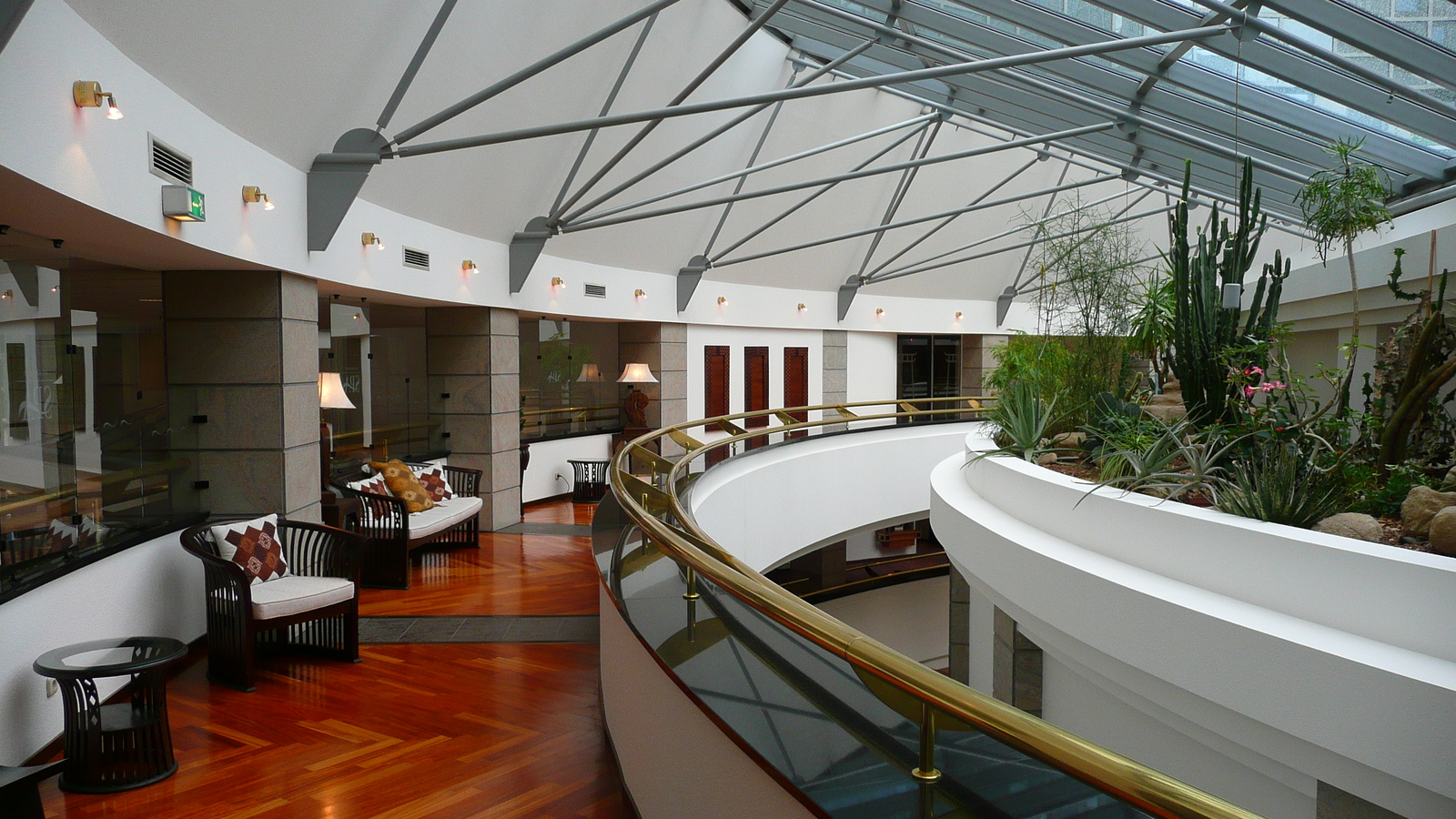照片 匈牙利(Hungary) 布达佩斯(Budapest) 科尔维努斯凯宾斯基酒店(Kempinski Hotel Corvinus) 2007-06 49