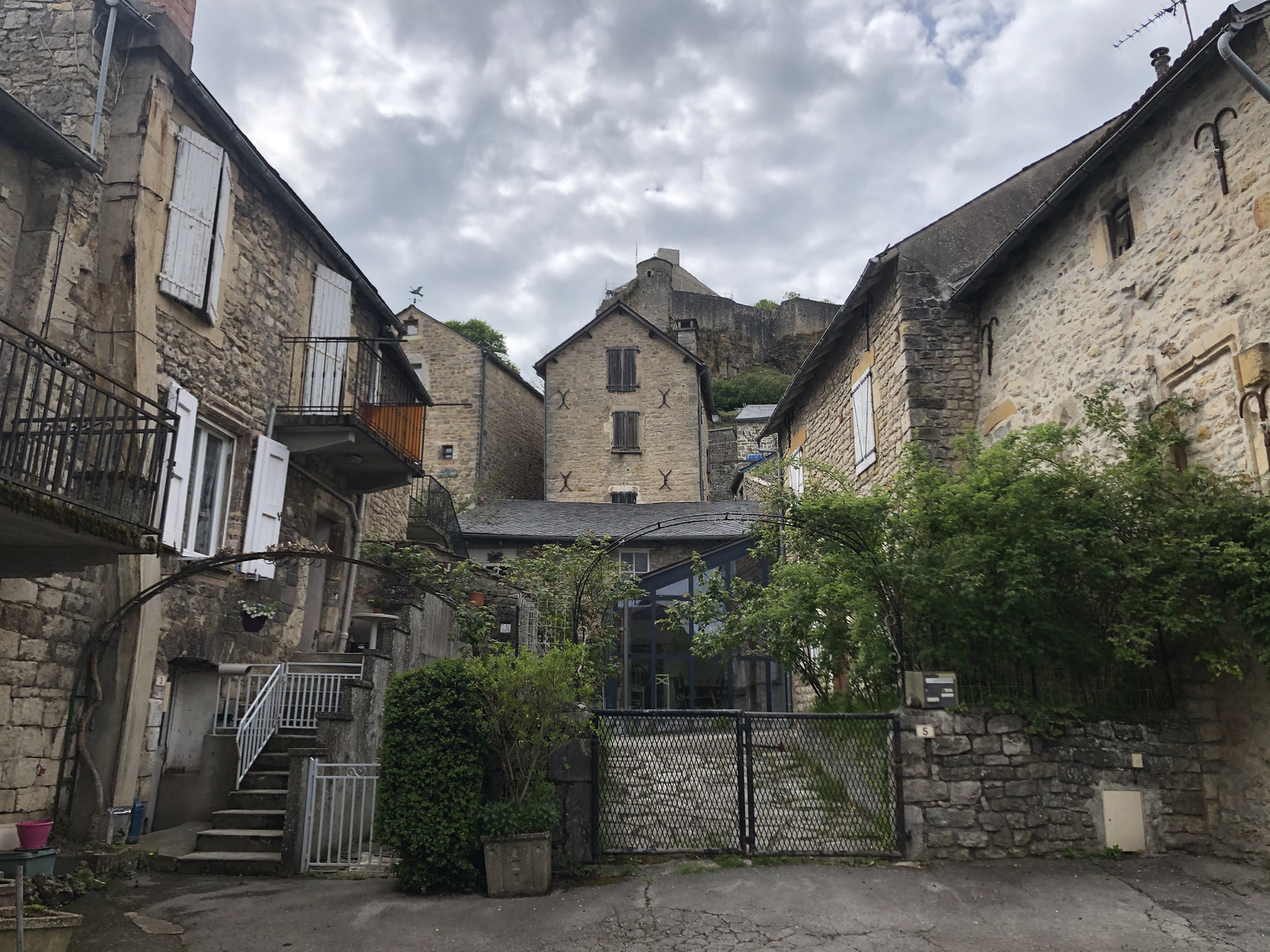 照片 法国(France) 塞维拉克勒沙托(Severac le Chateau) 2021-05 13