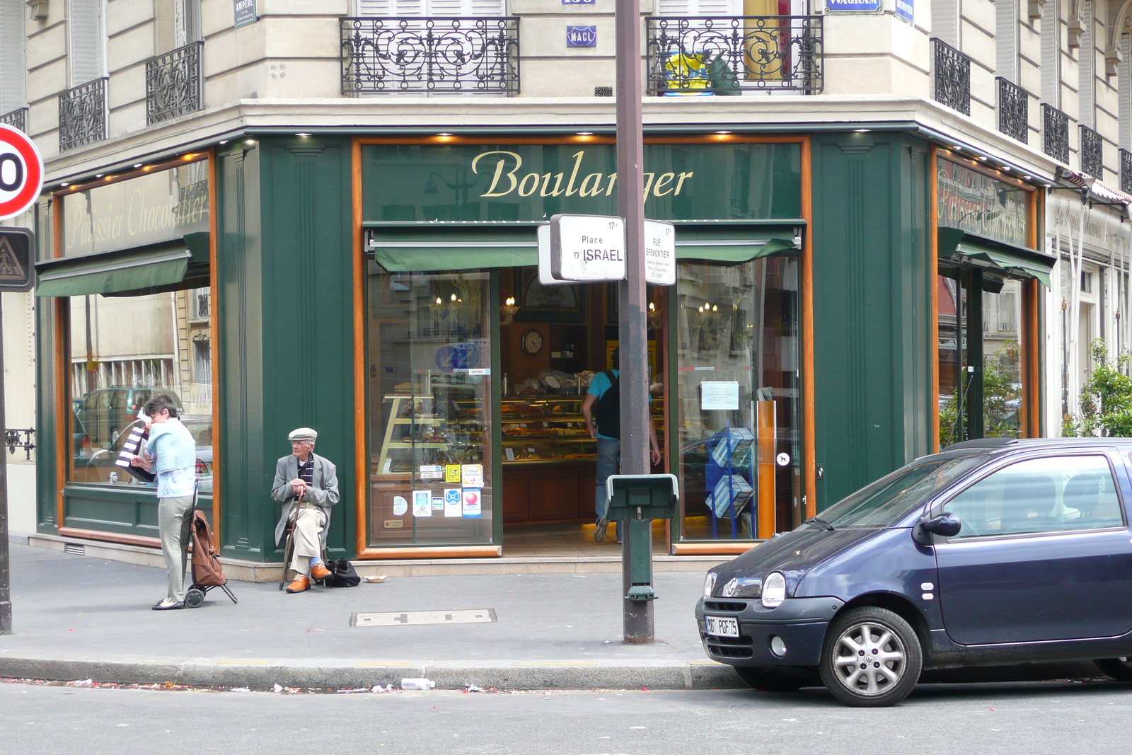 照片 法国(France) 巴黎(Paris) 安培街(Rue Ampere) 2007-06 57