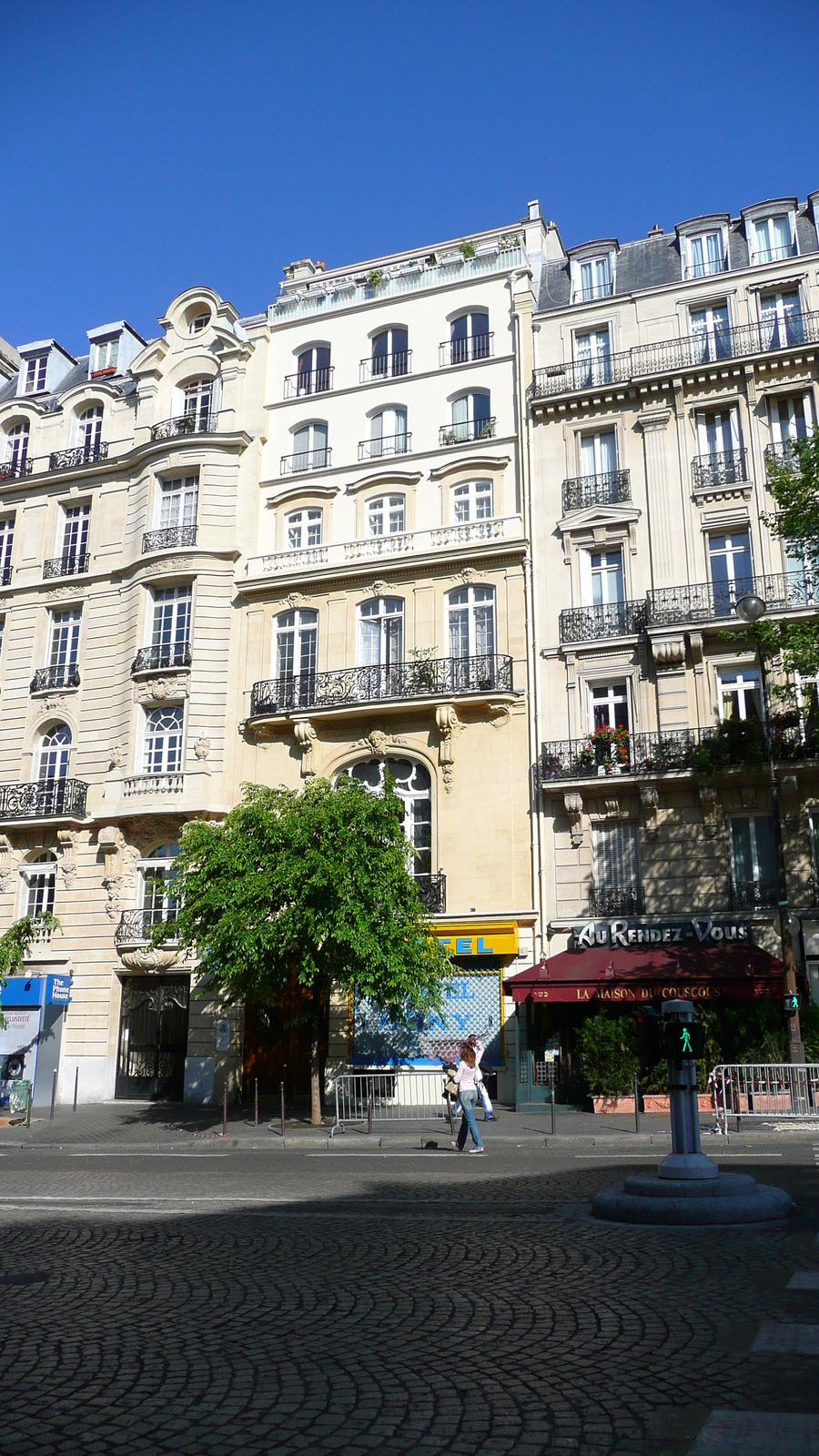 照片 法国(France) 巴黎(Paris) 第十七区(17th Arrondissement) 瓦格拉姆大街(Avenue de Wagram) 2007-05 9
