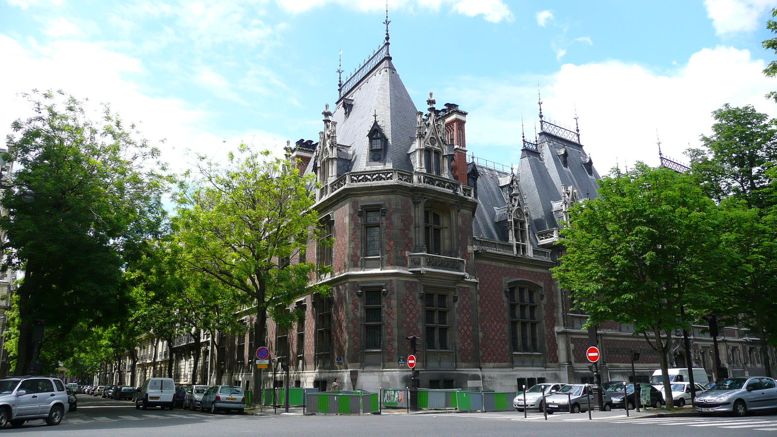 照片 法国(France) 巴黎(Paris) 第十七区(17th Arrondissement) 马勒泽布广场(Place Malesherbes) 2007-05 24