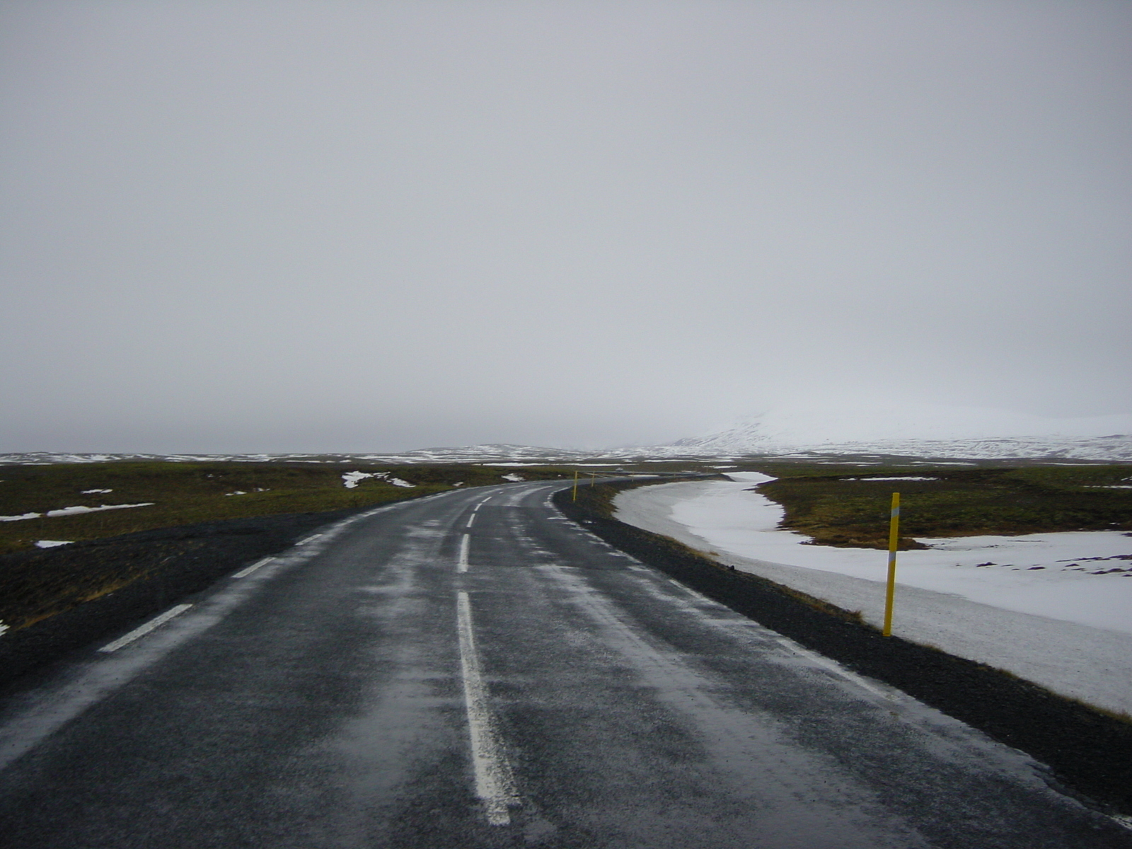 照片 冰岛(Iceland) 36号公路：莫斯费德斯拜尔至辛格维利尔(Road 36 Mosfellbaer to Pingvellir) 2003-03 3
