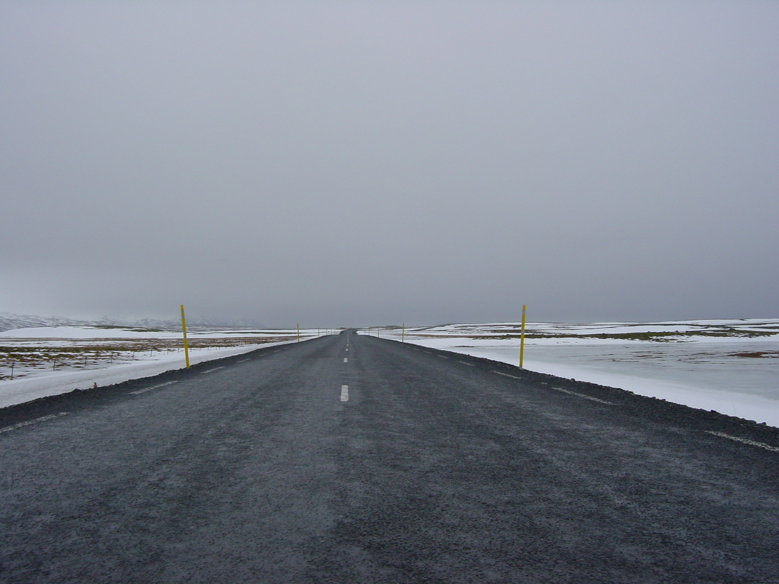 照片 冰岛(Iceland) 36号公路：莫斯费德斯拜尔至辛格维利尔(Road 36 Mosfellbaer to Pingvellir) 2003-03 6
