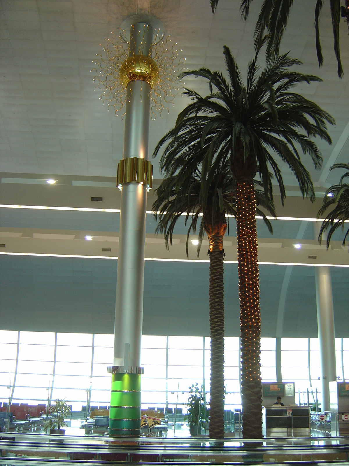 照片 阿联酋(United Arab Emirates) 迪拜(Dubai) 迪拜国际机场(Dubai International Airport) 2005-03 1