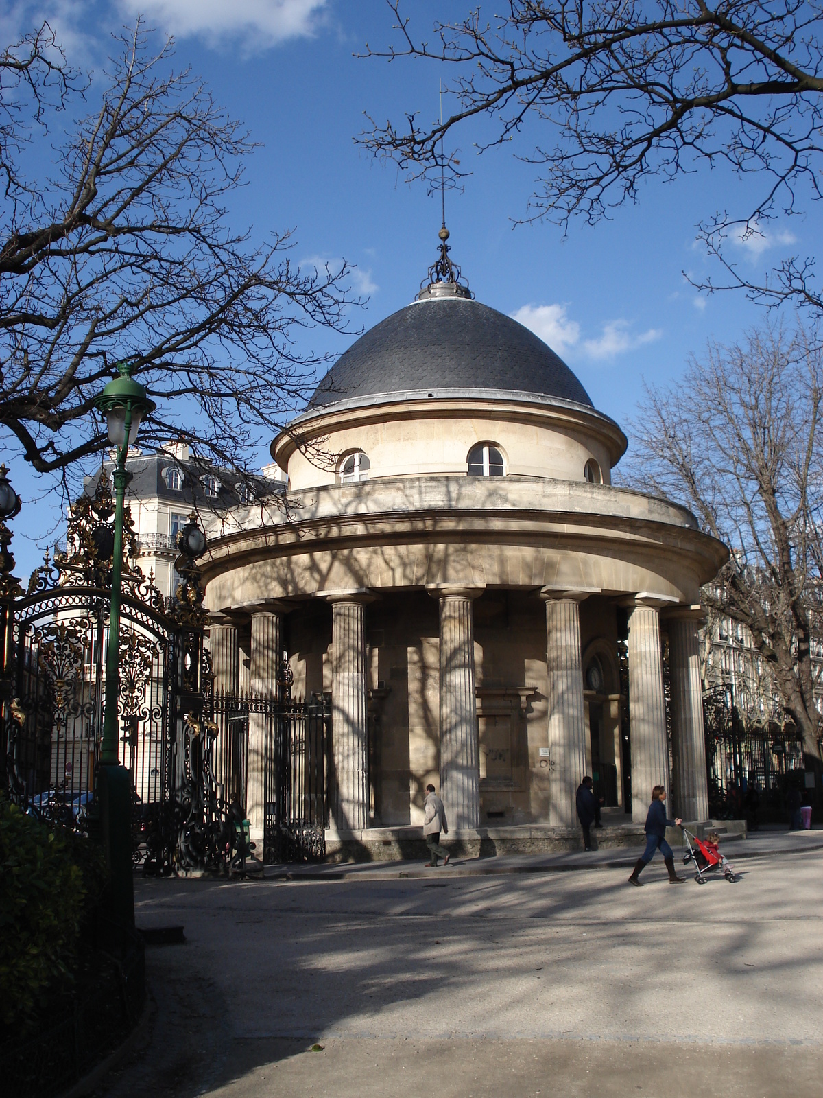 照片 法国(France) 巴黎(Paris) 蒙索公园(Monceau Garden) 2006-03 12