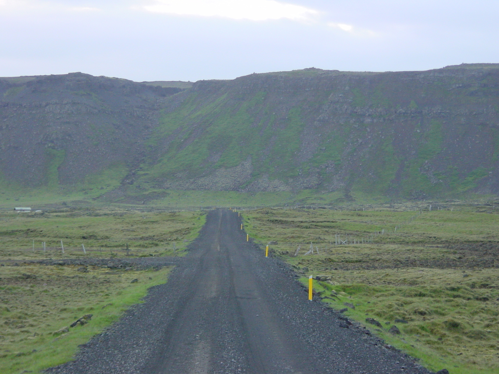 照片 冰岛(Iceland) 42号公路：塞尔沃古尔附近(Road 42 near Selvogur) 2003-06 7