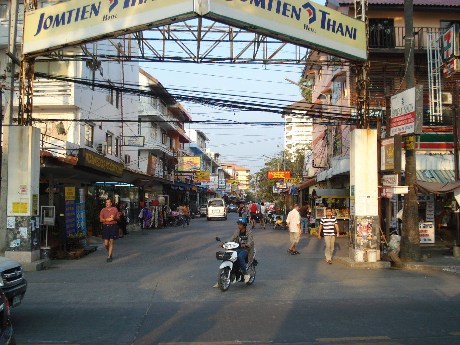 照片 泰国(Thailand) 宗甸(Jomtien) 宗甸一路(Jomtien Sainueng) 2008-01 2