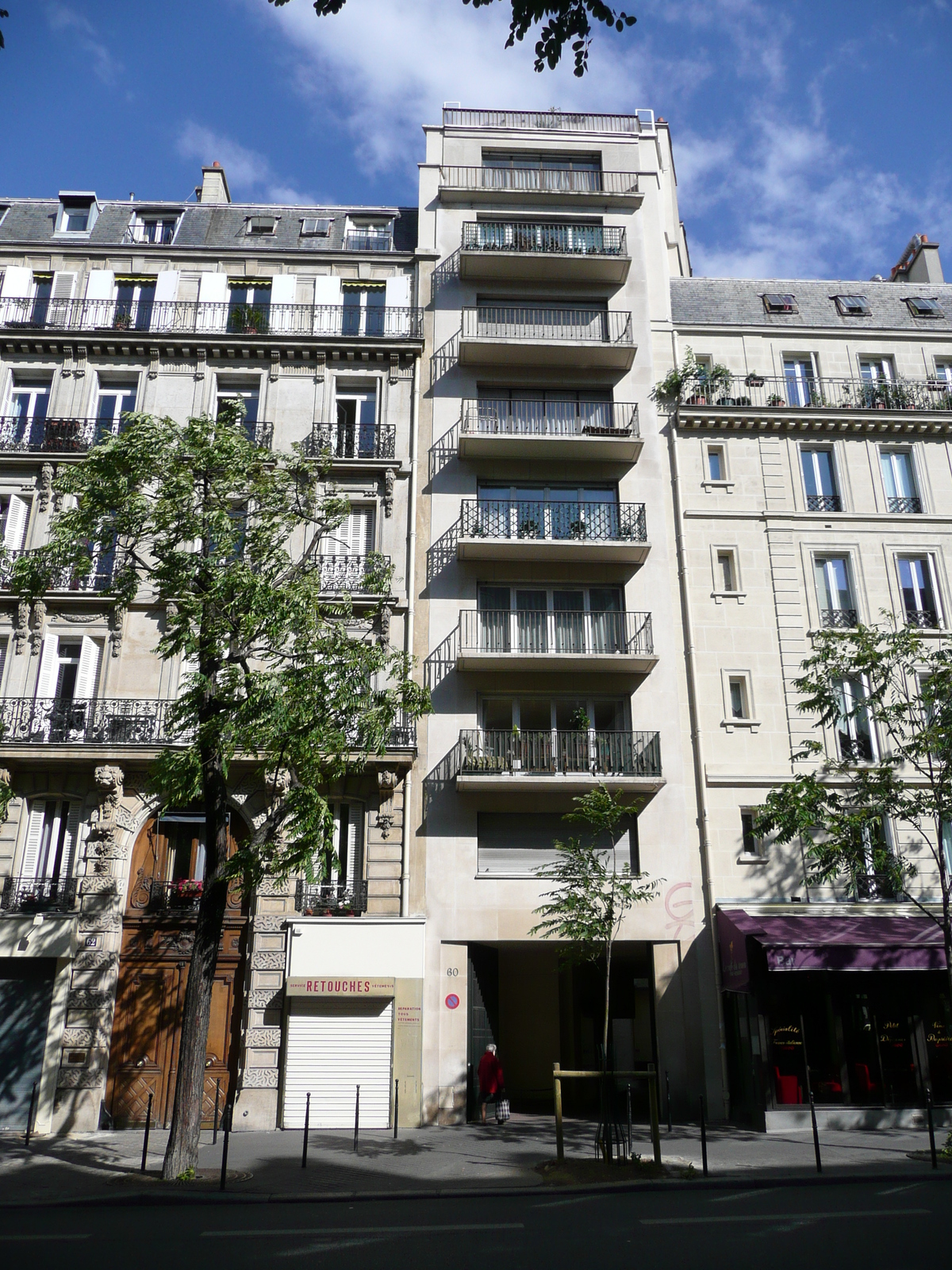 照片 法国(France) 巴黎(Paris) 第十七区(17th Arrondissement) 瓦格拉姆大街(Avenue de Wagram) 2007-05 37