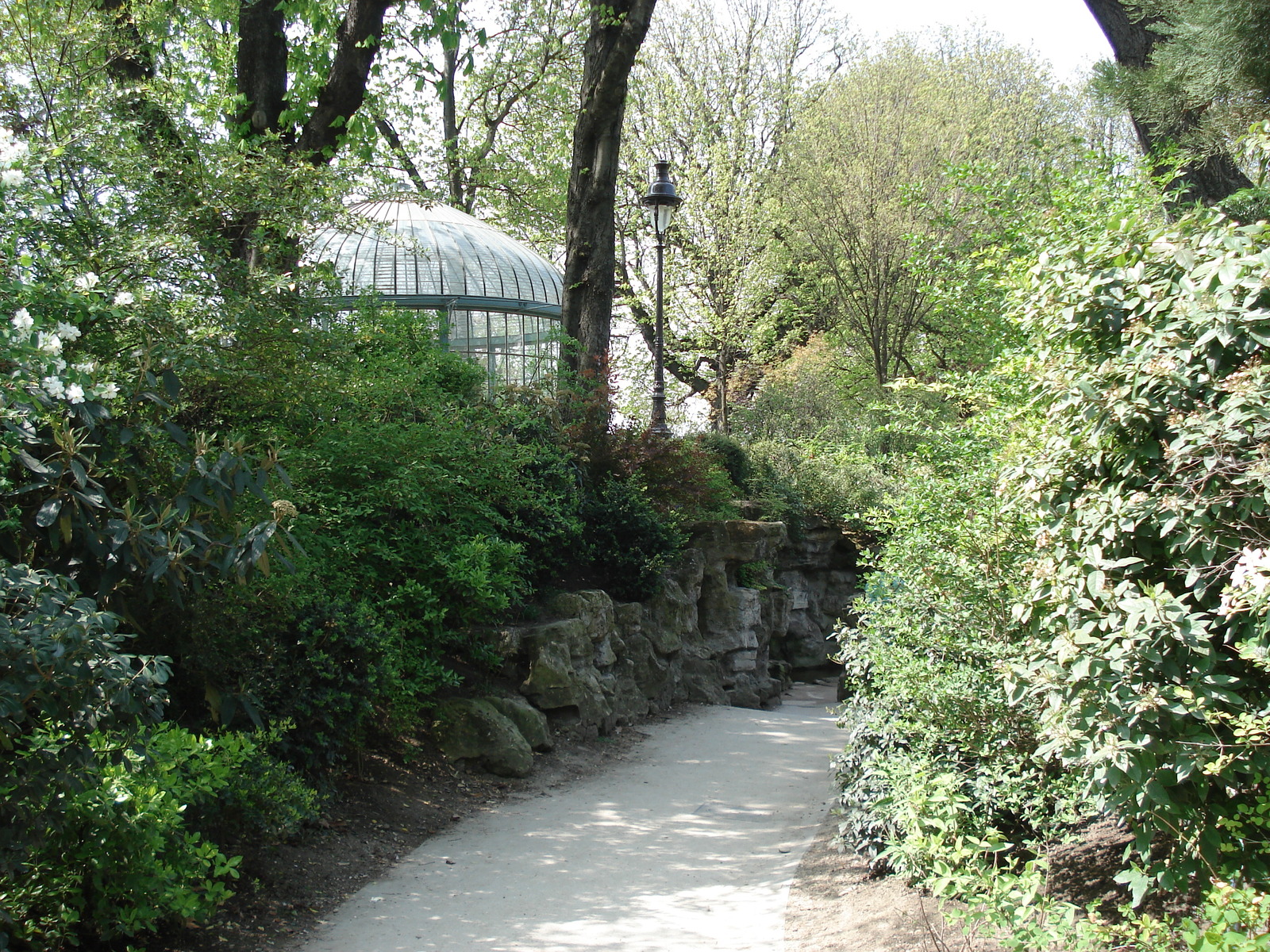 照片 法国(France) 巴黎(Paris) 巴蒂尼奥勒广场公园(Square des Batignolles) 2006-04 3