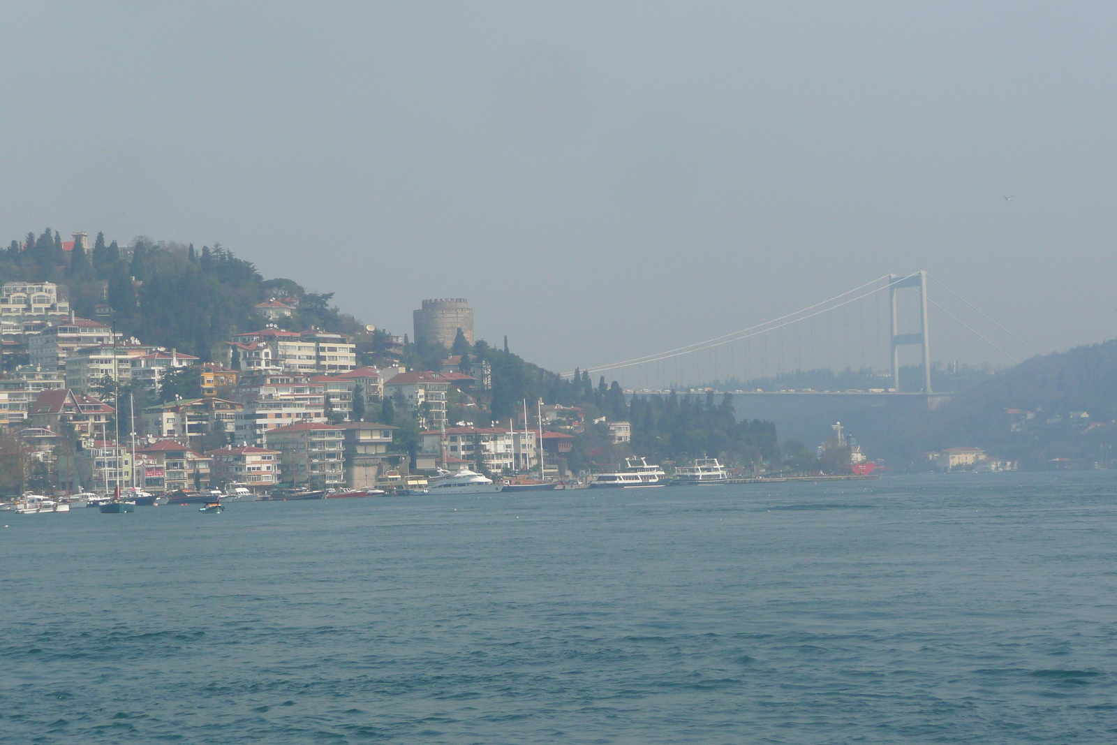 照片 土耳其(Turkey) 伊斯坦布尔(Istanbul) 博斯普鲁斯海峡(Bosphorus) 2009-04 16