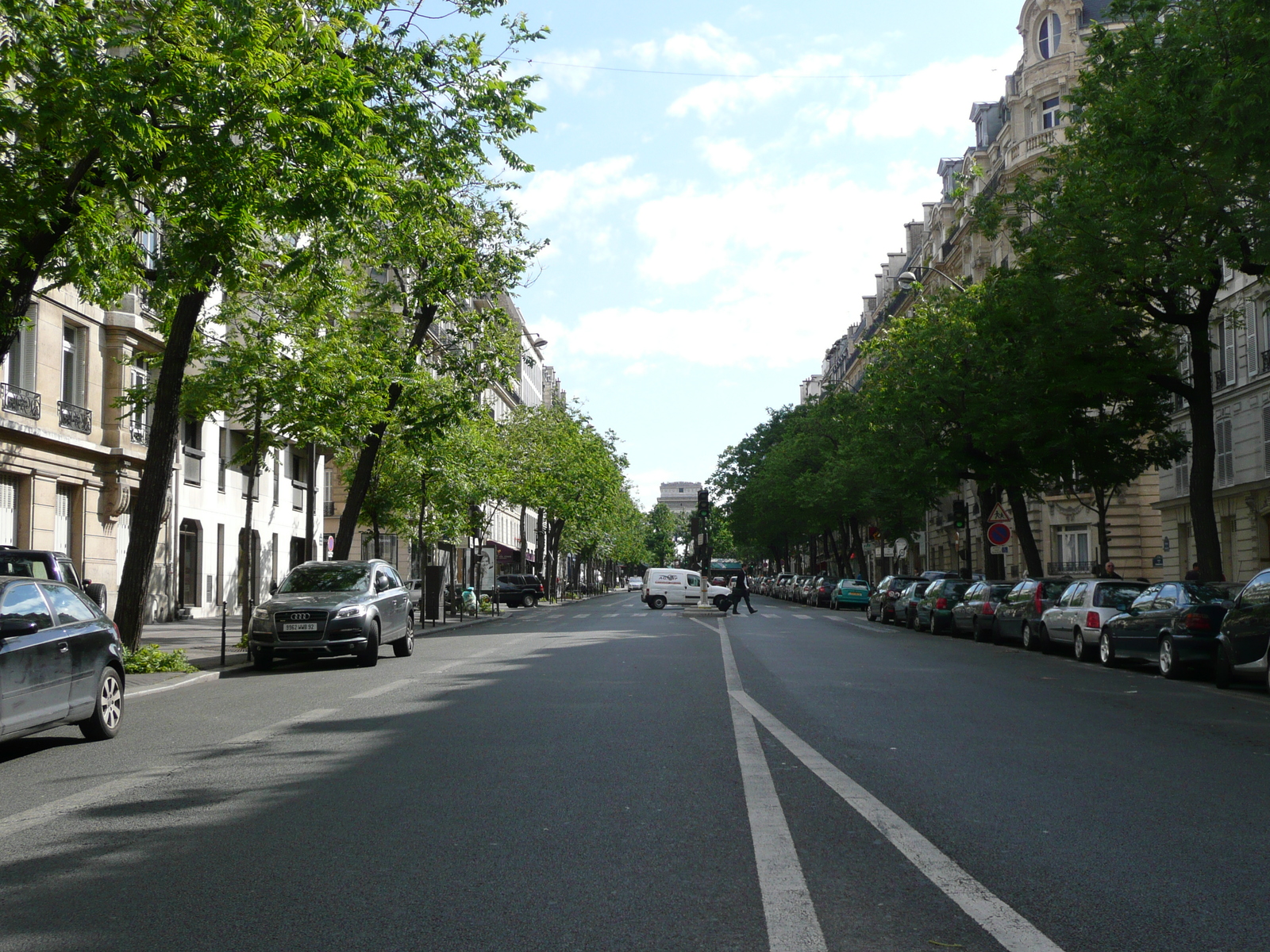照片 法国(France) 巴黎(Paris) 第十七区(17th Arrondissement) 瓦格拉姆大街(Avenue de Wagram) 2007-05 32