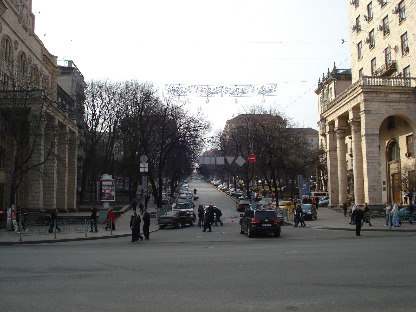 照片 乌克兰(Ukraine) 基辅(Kiev) 赫雷夏蒂克大街(Kreschatyk Street) 2007-03 16