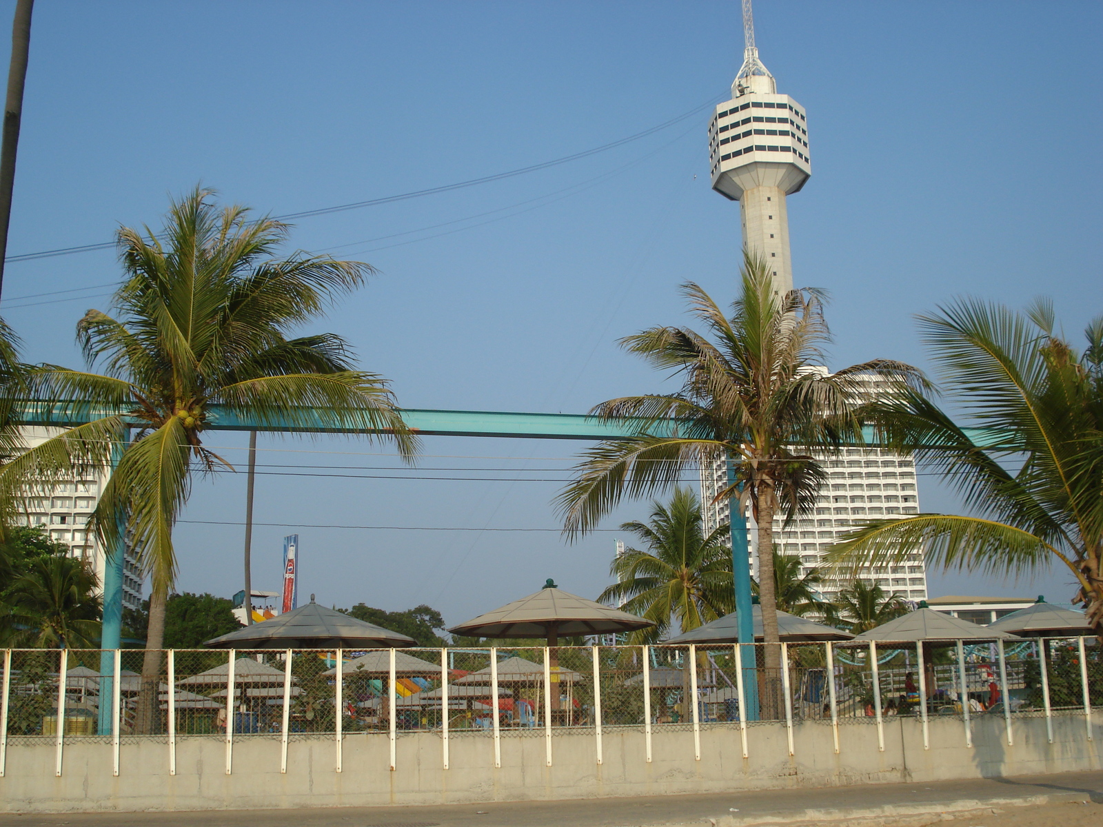 照片 泰国(Thailand) 芭提雅(Pattaya) 东潭海滩(Dongtan beach) 2008-01 43
