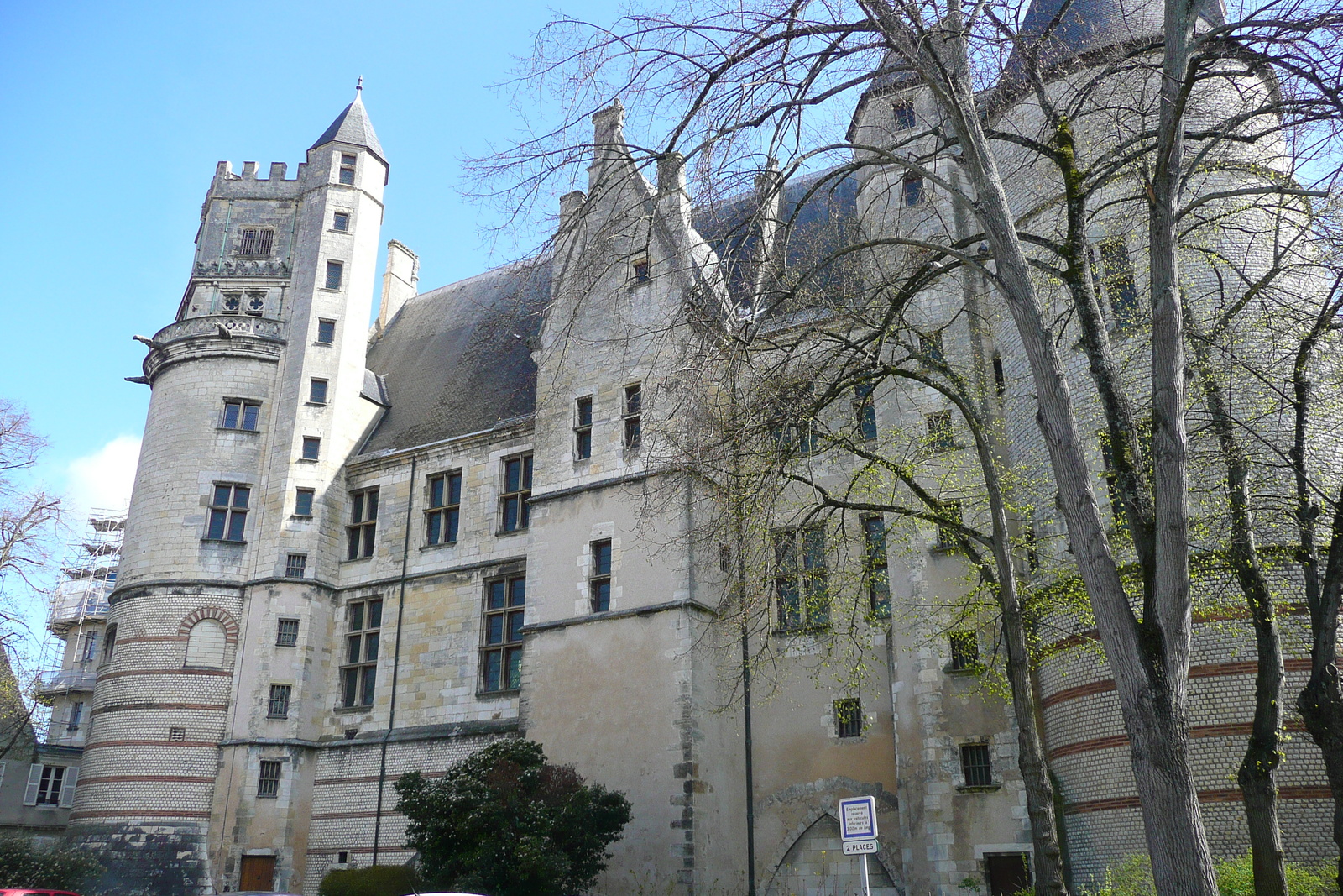 照片 法国(France) 布尔日(Bourges) 雅克·科尔宫(Palais Jacques Coeur) 2008-04 99