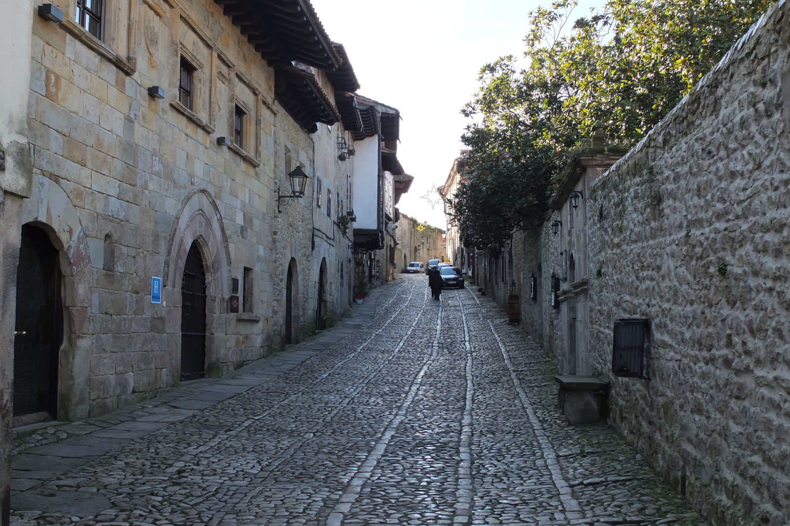 照片 西班牙(Spain) 桑蒂利亚纳德尔马尔(Santillana del Mar) 2013-01 37