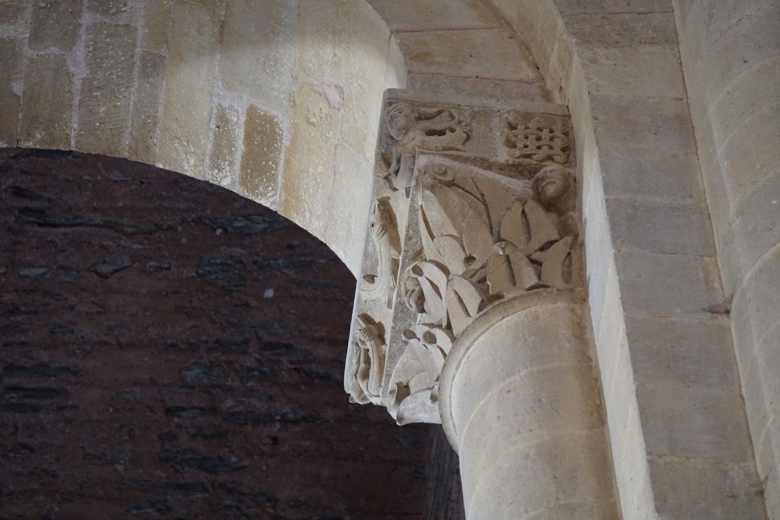 照片 法国(France) 孔克(Conques) 孔克圣福瓦修道院教堂(Abbatiale Sainte-Foy de Conques) 2018-04 52