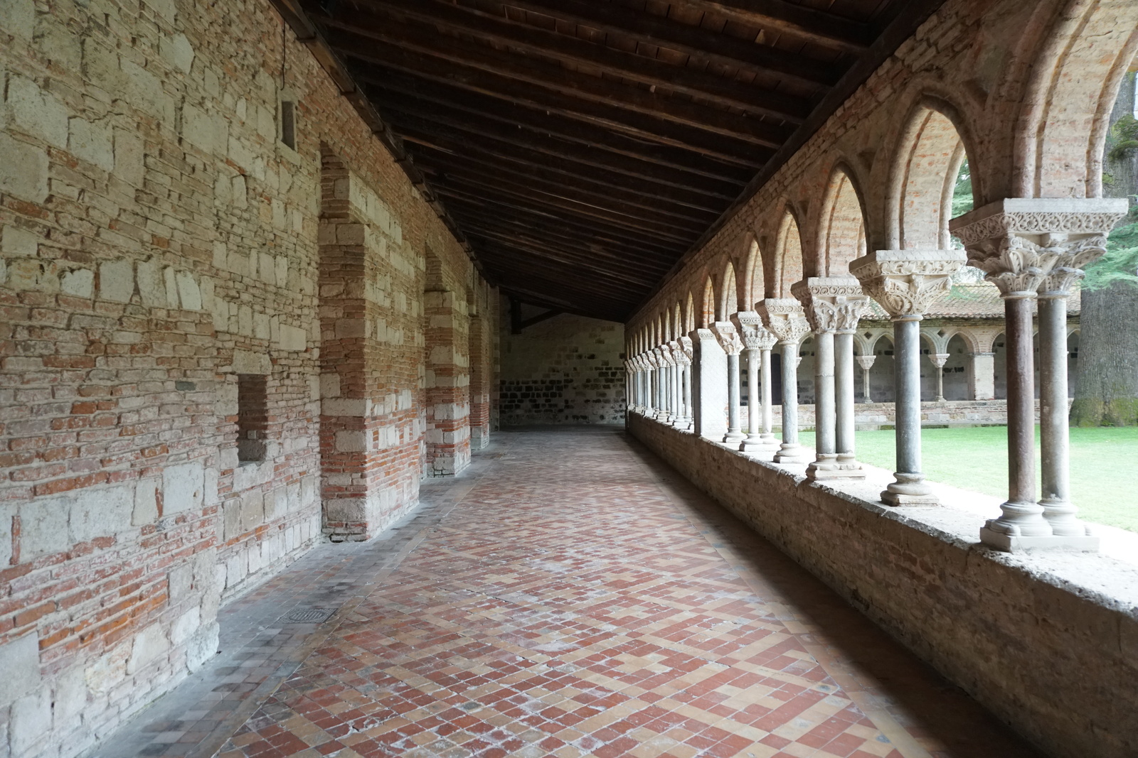 照片 法国(France) 穆瓦萨克(Moissac) 穆瓦萨克圣皮埃尔修道院(Abbaye Saint-Pierre de Moissac) 2017-08 14