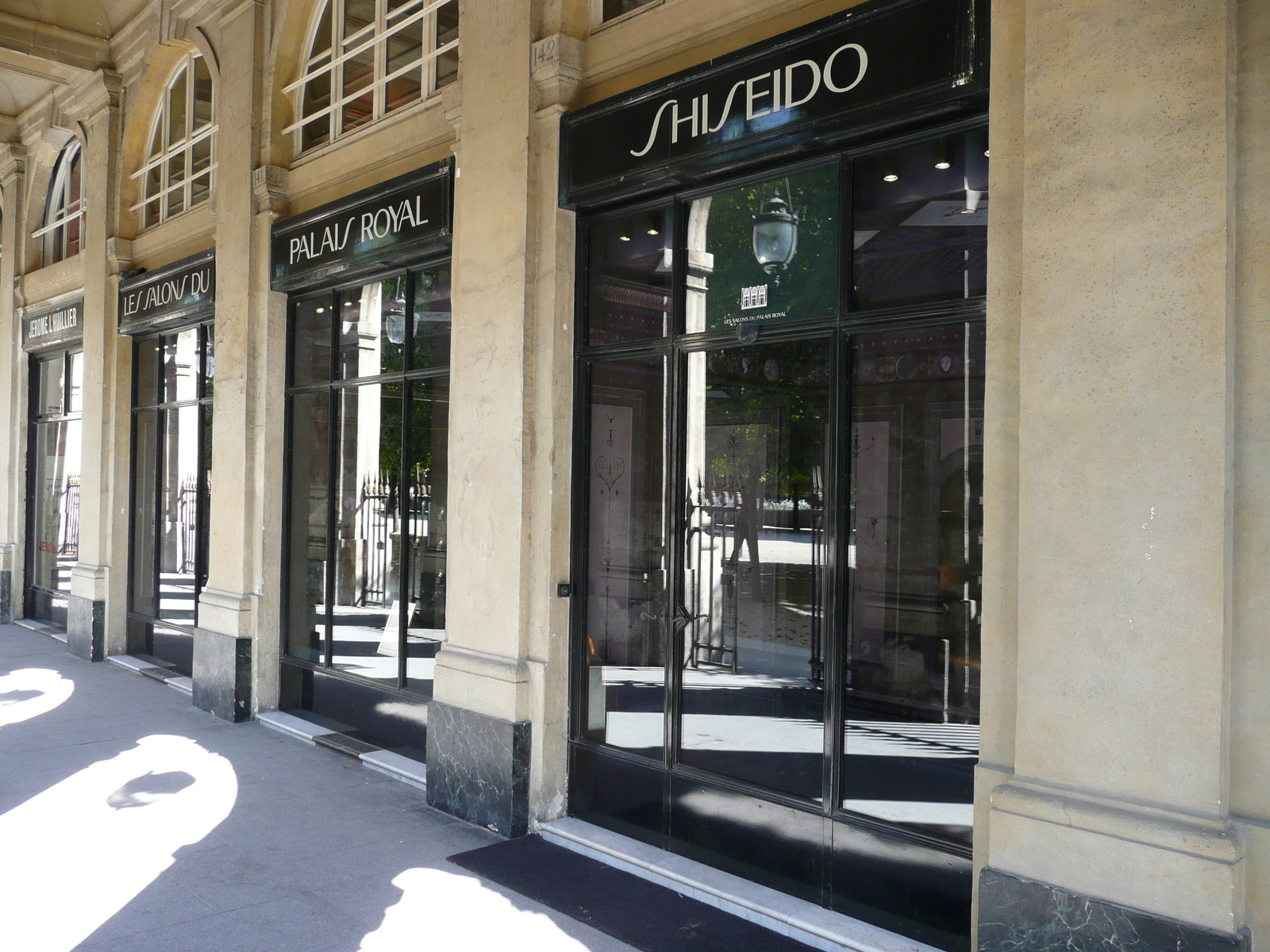 照片 法国(France) 巴黎(Paris) 皇家宫殿(Palais Royal) 2007-08 139