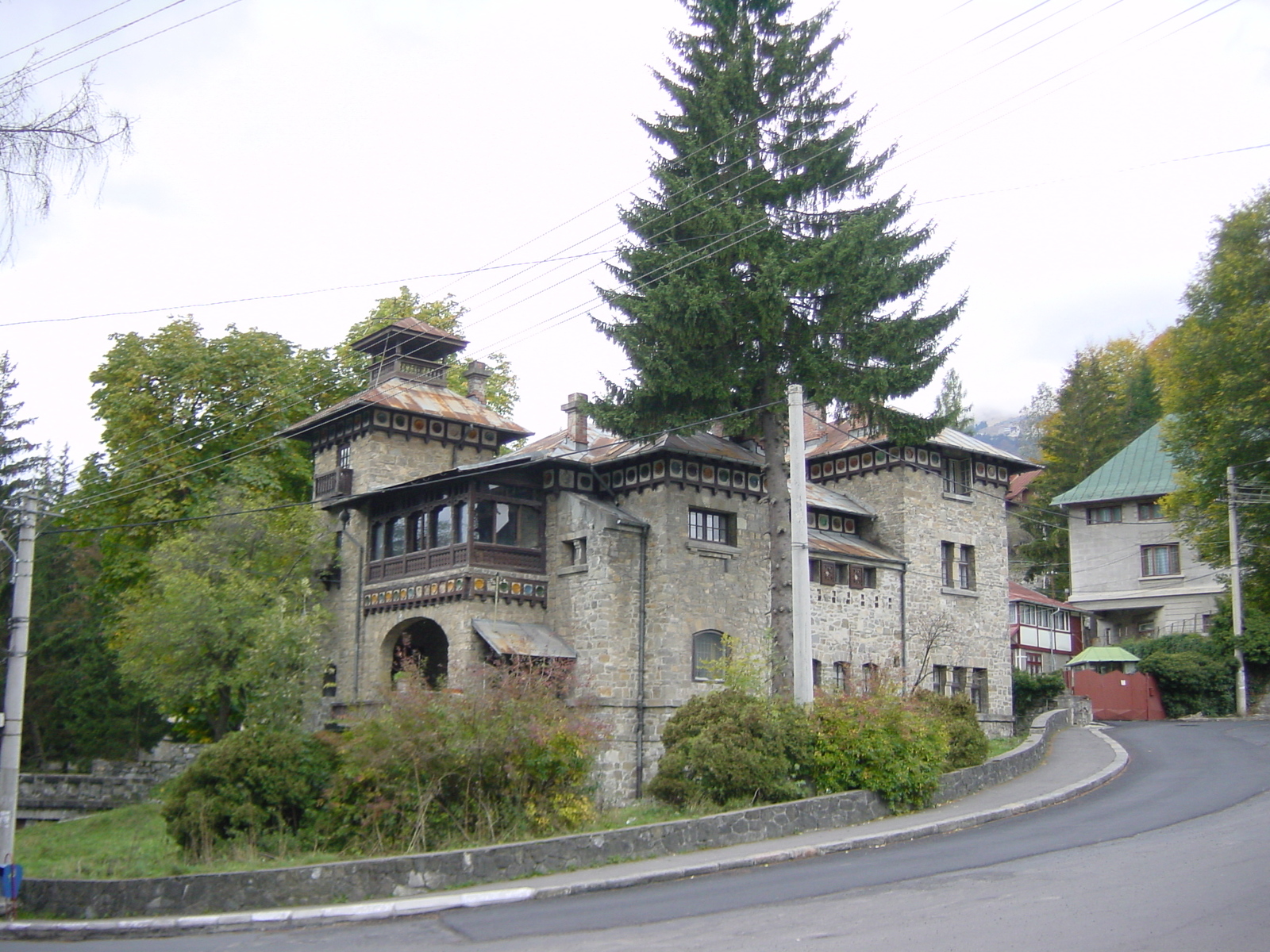 照片 罗马尼亚(Romania) 锡纳亚(Sinaia) 2003-10 32